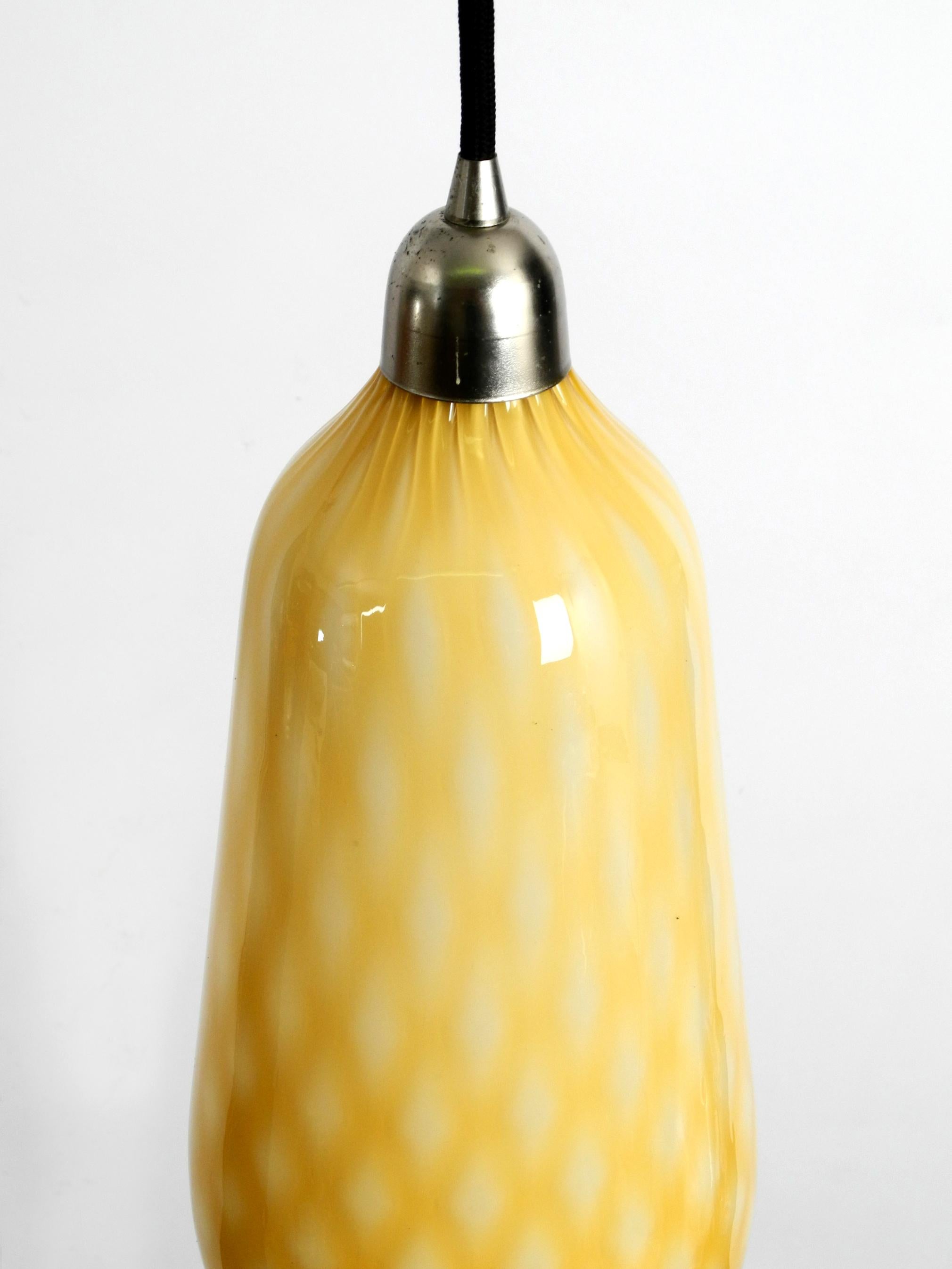 Yellow and White Italian Midcentury Murano Glass Pendant Lamp in Rare Design For Sale 1