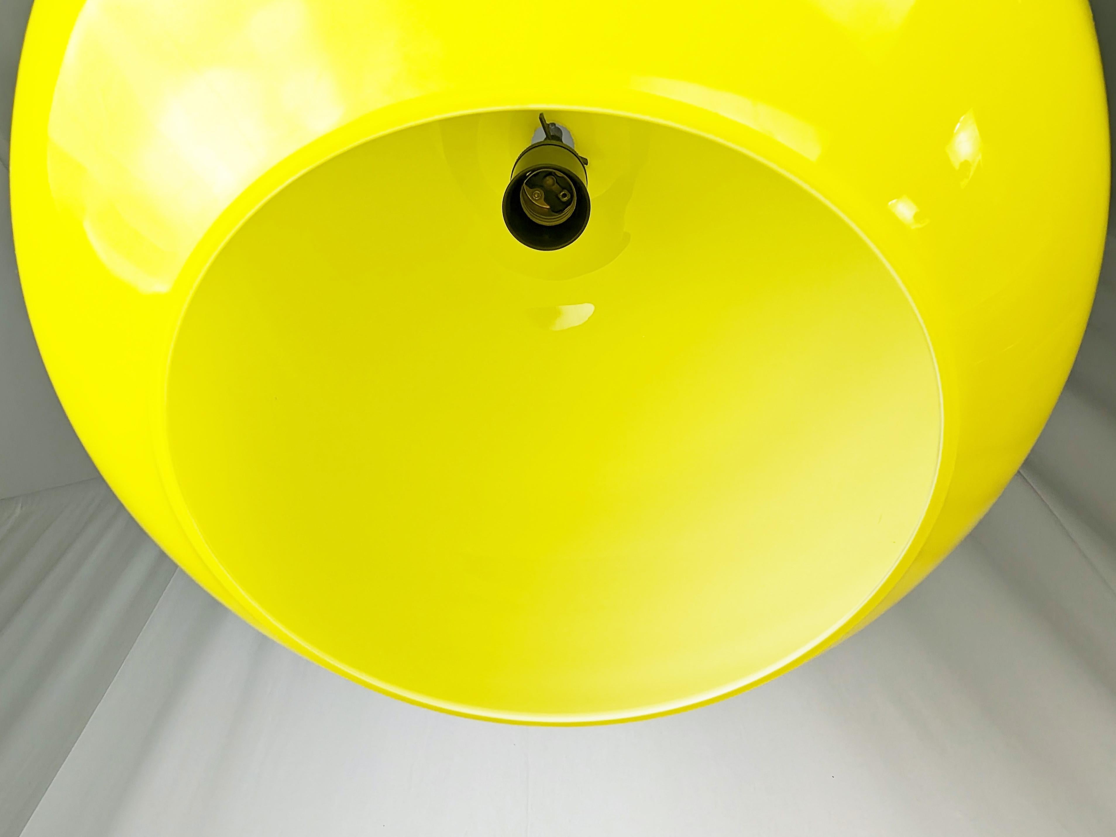 Yellow & White Murano Glass Pendant Lamp by A. Pianon for Vistosi, 1960s For Sale 1