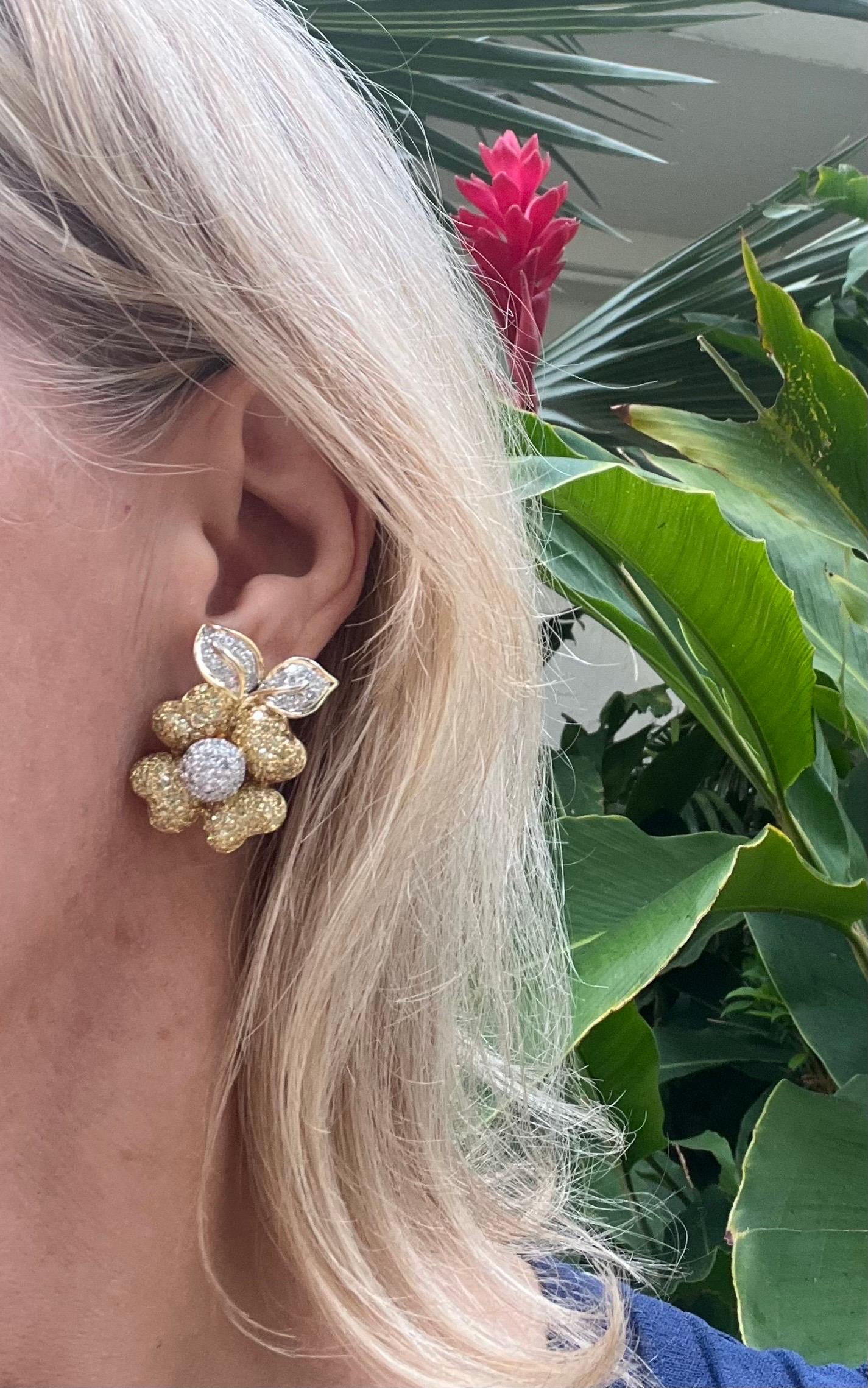 Brilliant Cut Yellow White Pavé Diamond Flower Clip Earrings