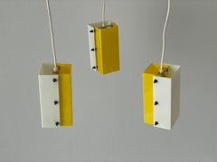 Gelb-weißer Plexiglas-Kronleuchter mit 3 Schirmen von Schmelzer Leuchten, 1950er Jahre, Deutschland