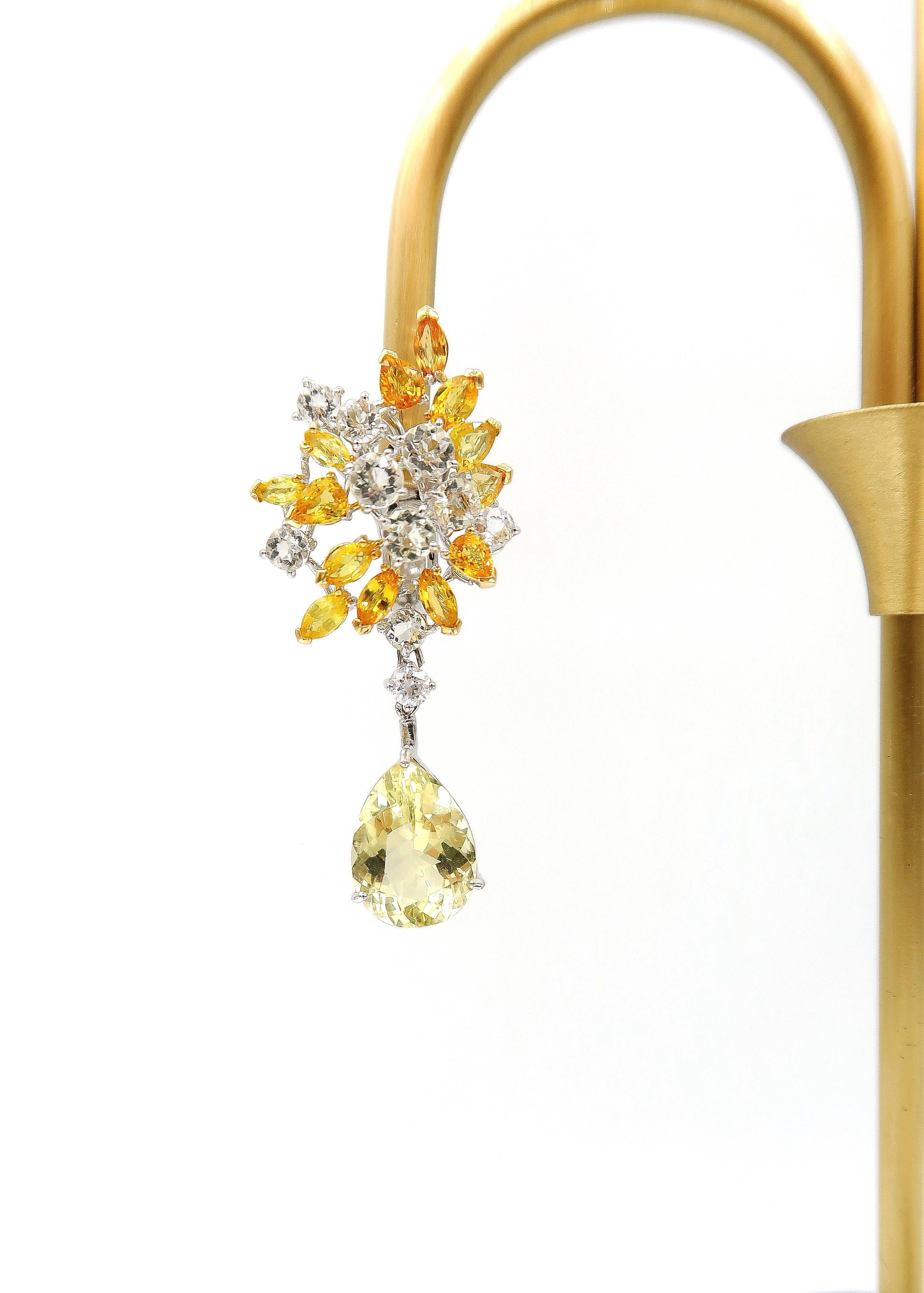 Yellow White Sapphire Diamond Cluster 18k Gold Earrings with Yellow Beryl Drops In New Condition For Sale In Bangkok, TH