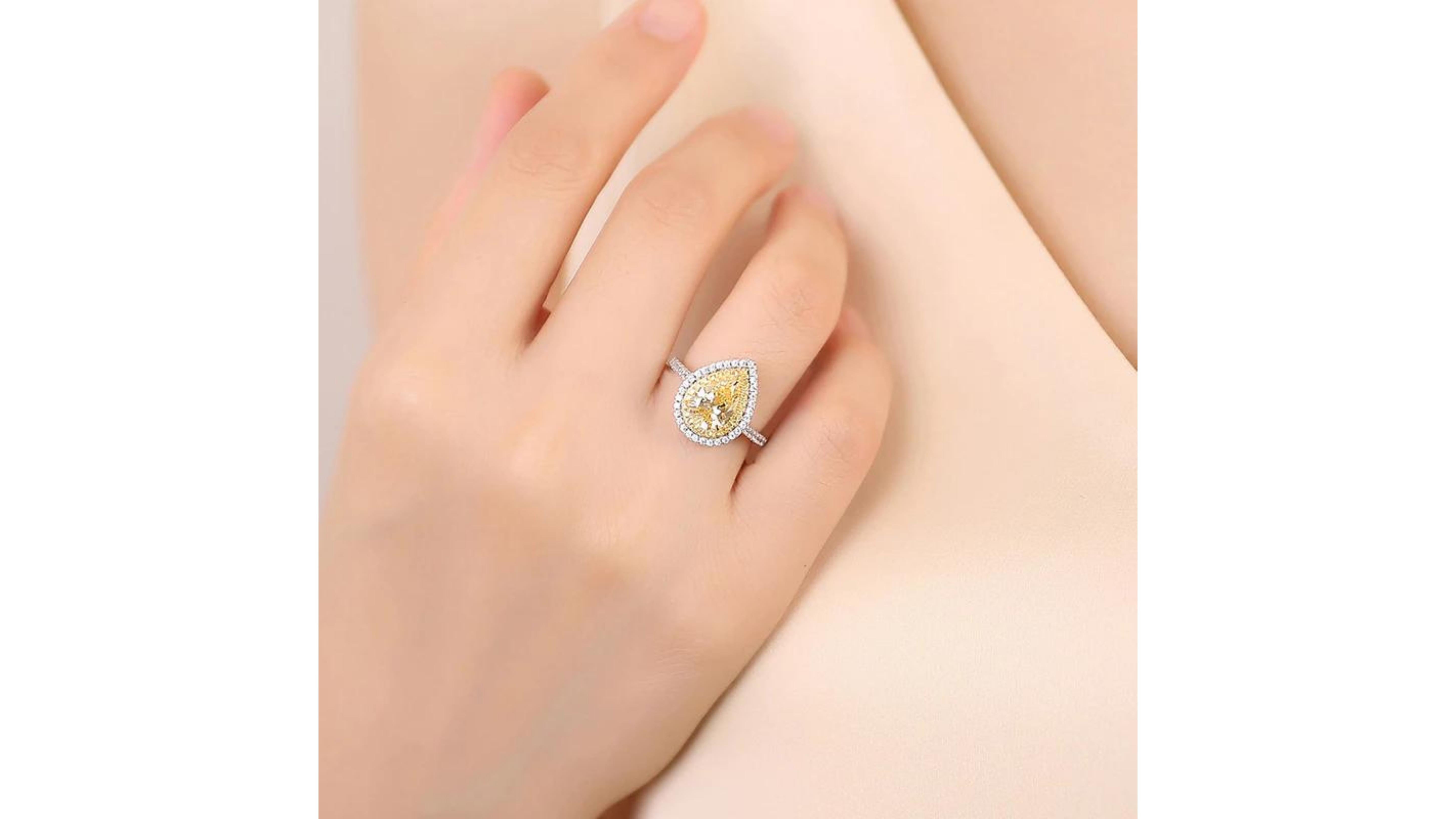 Pear Cut  Yellow Zircon Diamond Ring White Gold Plated For Sale