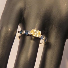 Yellow&Blue Sapphires 9 Karat White Gold Band Ring Handcrafted in Italy