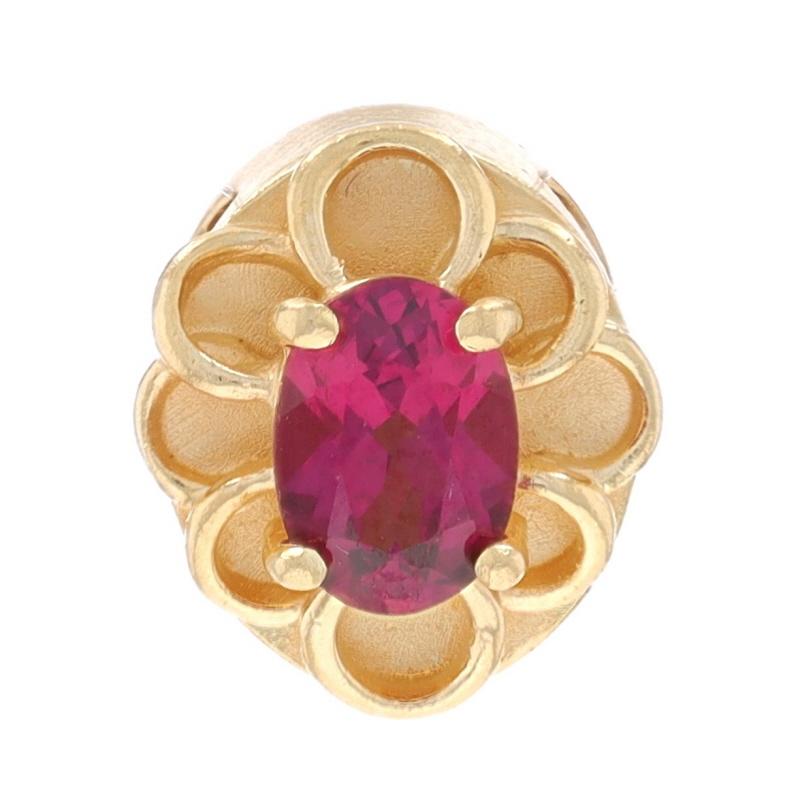 Epoche: Vintage By

Metallgehalt: 14k Gelbgold

Informationen zu Stein

Natürlicher Rhodolith-Granat
Karat(e): 1.00ct
Schliff: Oval
Farbe: Purpurrot

Karat gesamt: 1.00ct

Stil: Solitär Slide Charme
Thema: Blume

Messungen

Hoch: 1/2