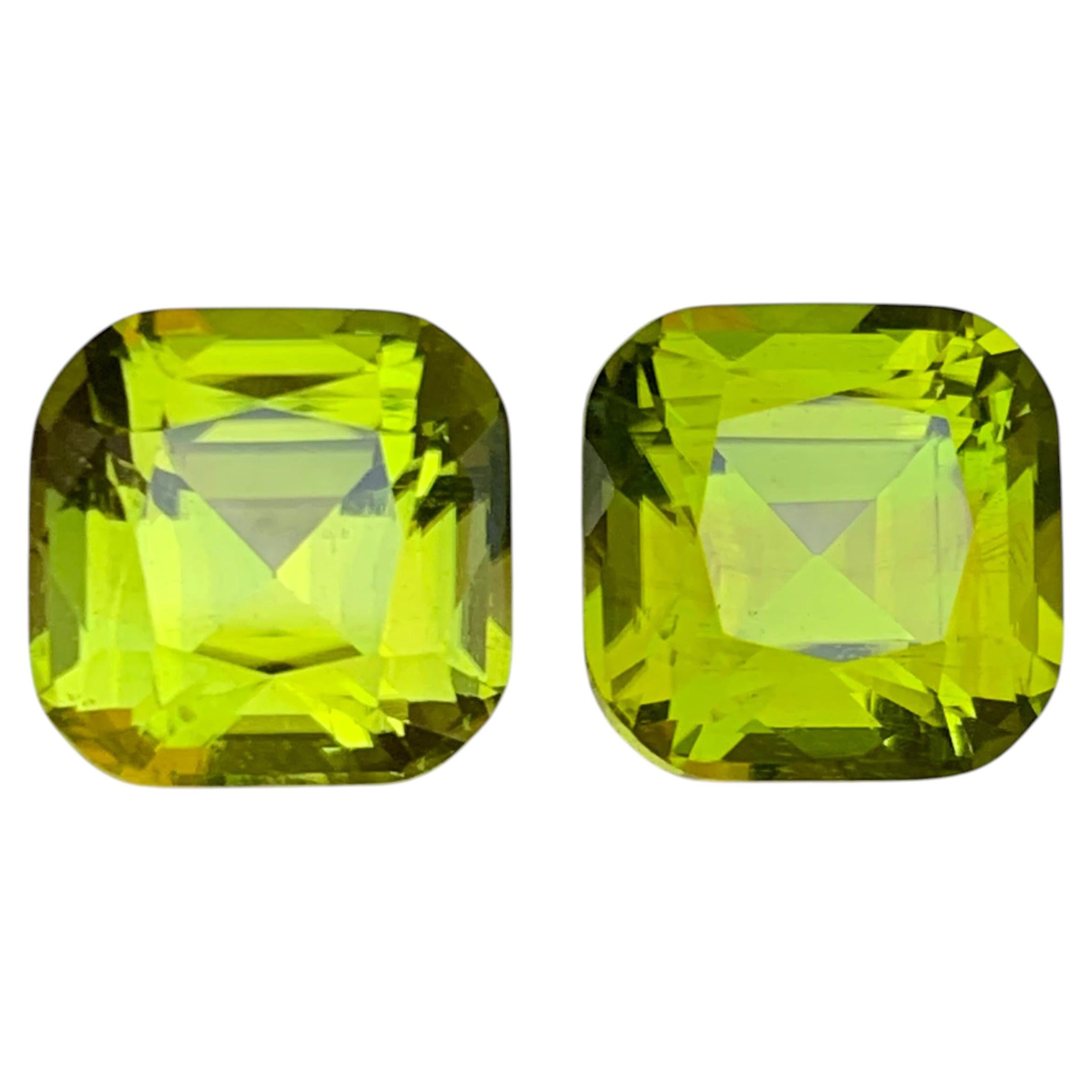 Coppia di pietre preziose sfuse per orecchini, peridoto naturale giallo-verde, taglio a cuscino, 10,08 carati