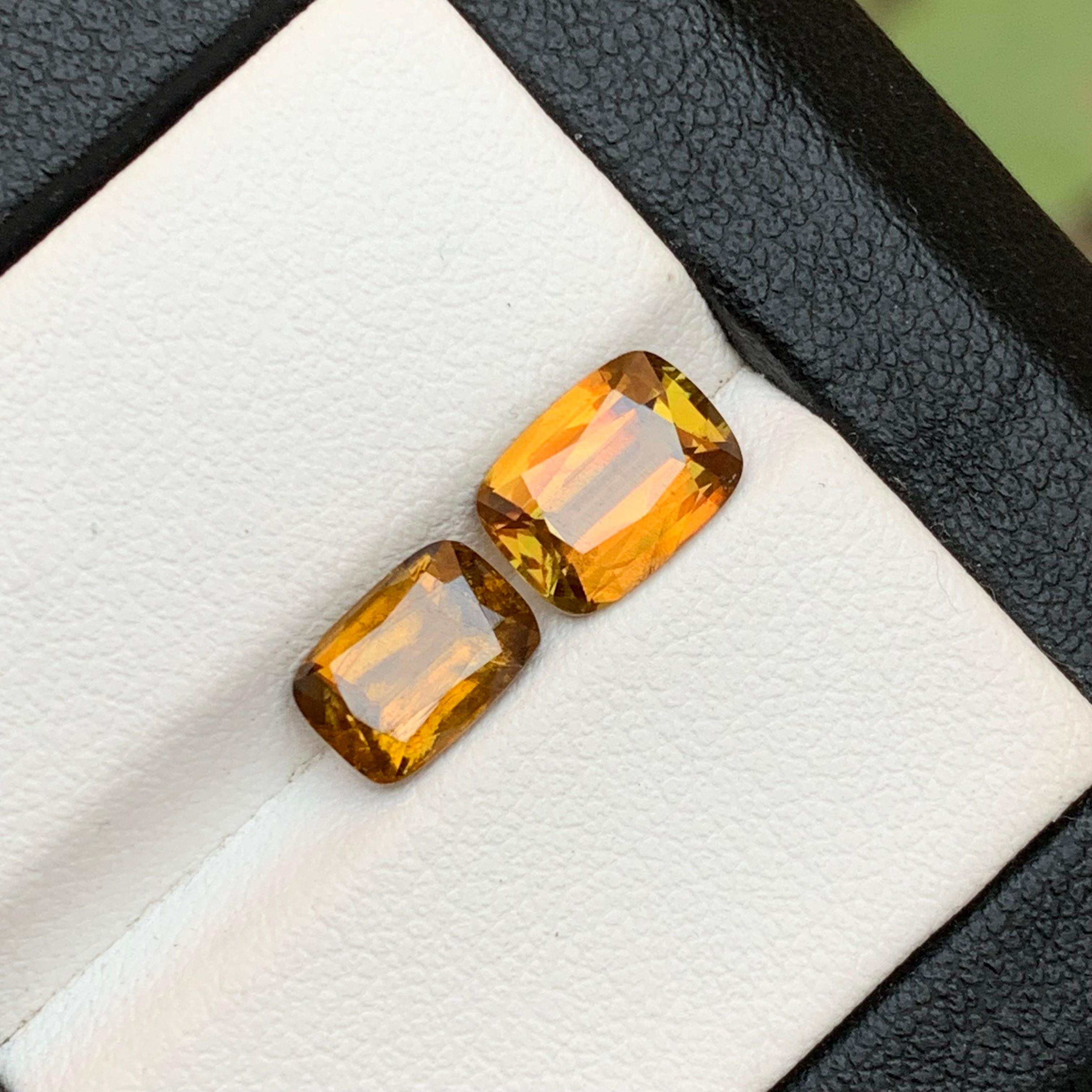 Yellowish Brown Natural Sphene/Titanite Loose Gemstones Lot for Ring, Necklace Pendant, or any other Jewelry Setting-Cushion Cut!!

💎 GEMSTONE TYPE: Sphene/Titanite
⚖️ WEIGHT: 3.30 Carats
🪚 SHAPE & CUT: Cushion Cut
📏 SIZE (MM): 
1.75 Ct (8.45 x
