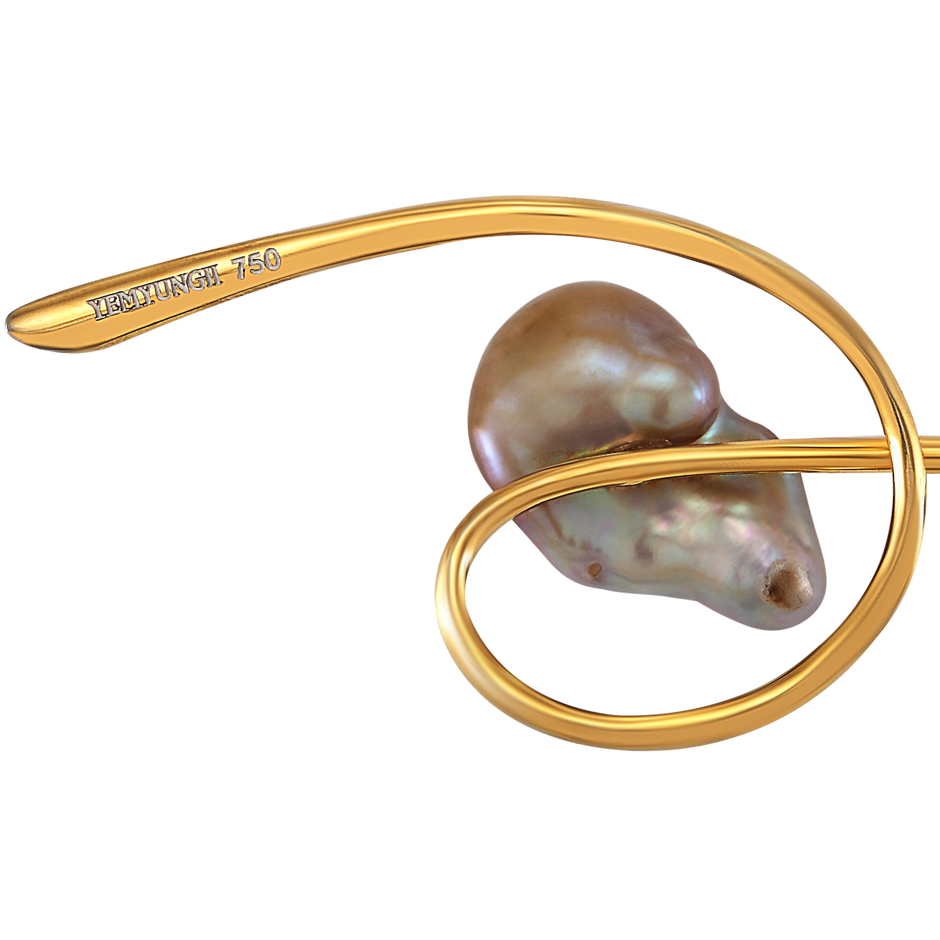 Yemyungji Baroque Pearls 18 Karat Yellow Gold Line Drop Earrings For Sale 1