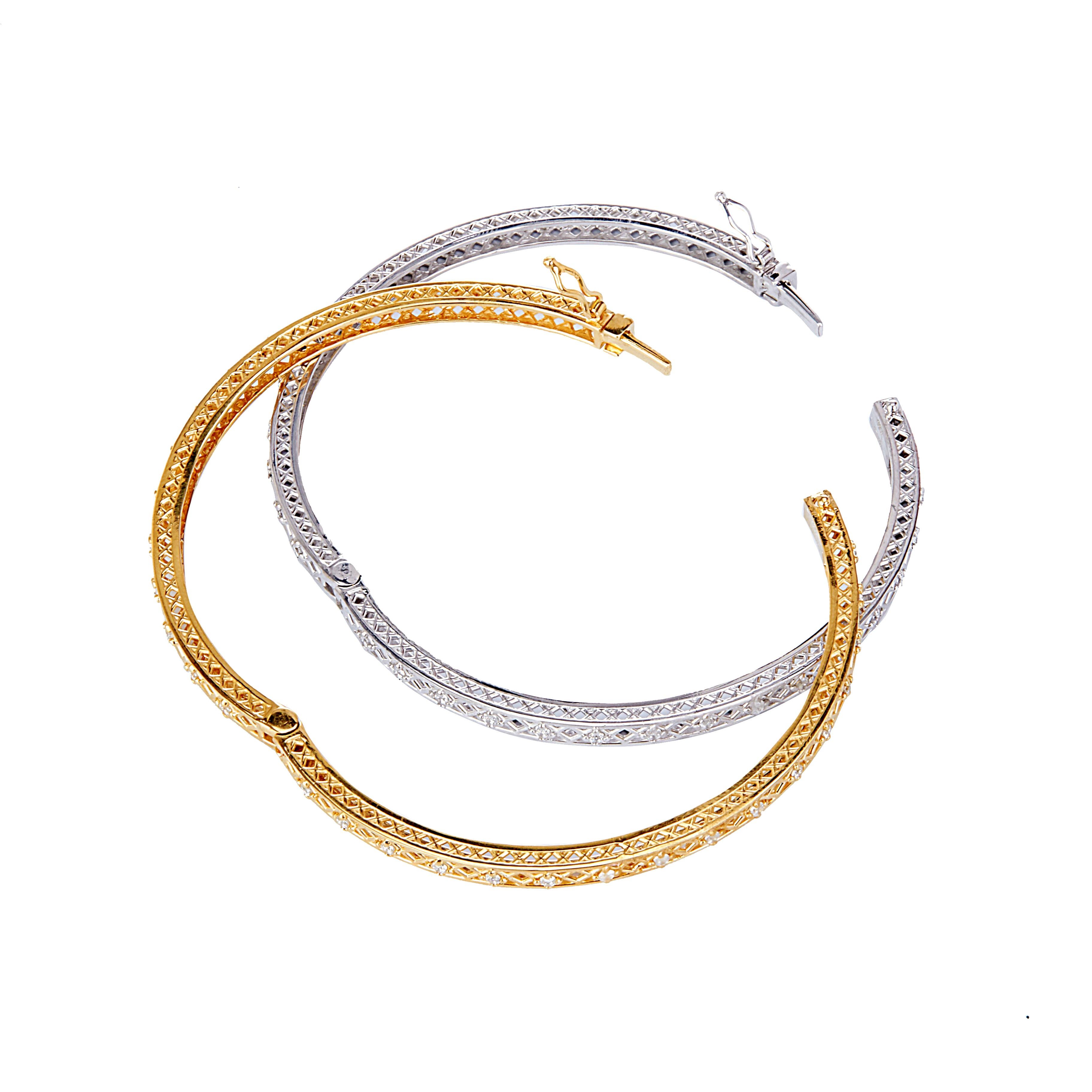 Yemyungji Diamond 18 Karat Yellow Gold White Gold Bangle Bracelet Set For Sale 2