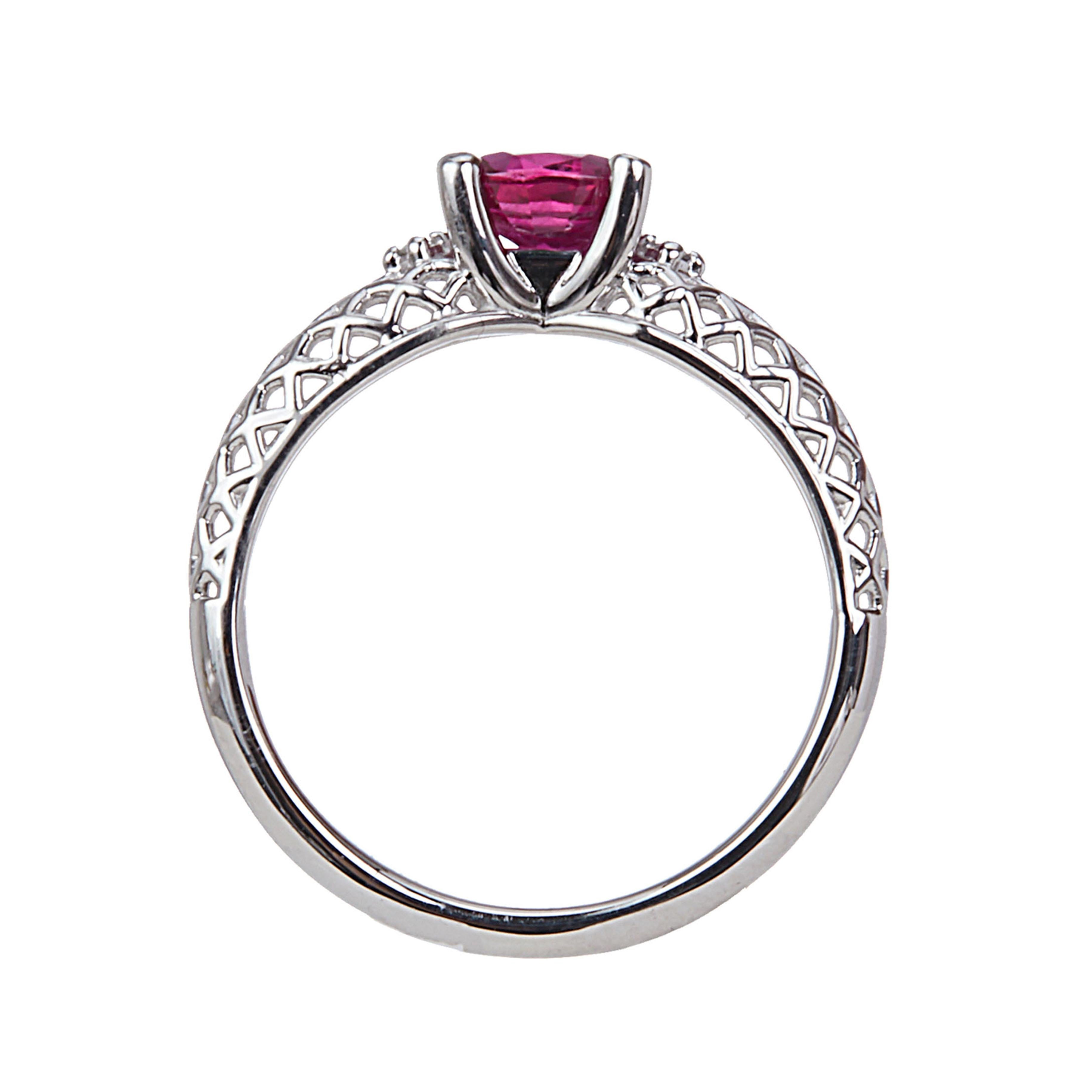 Yemyungji Emerald Ruby Sapphire Oval Cut Solitaire Layering Ring Set For Sale 1