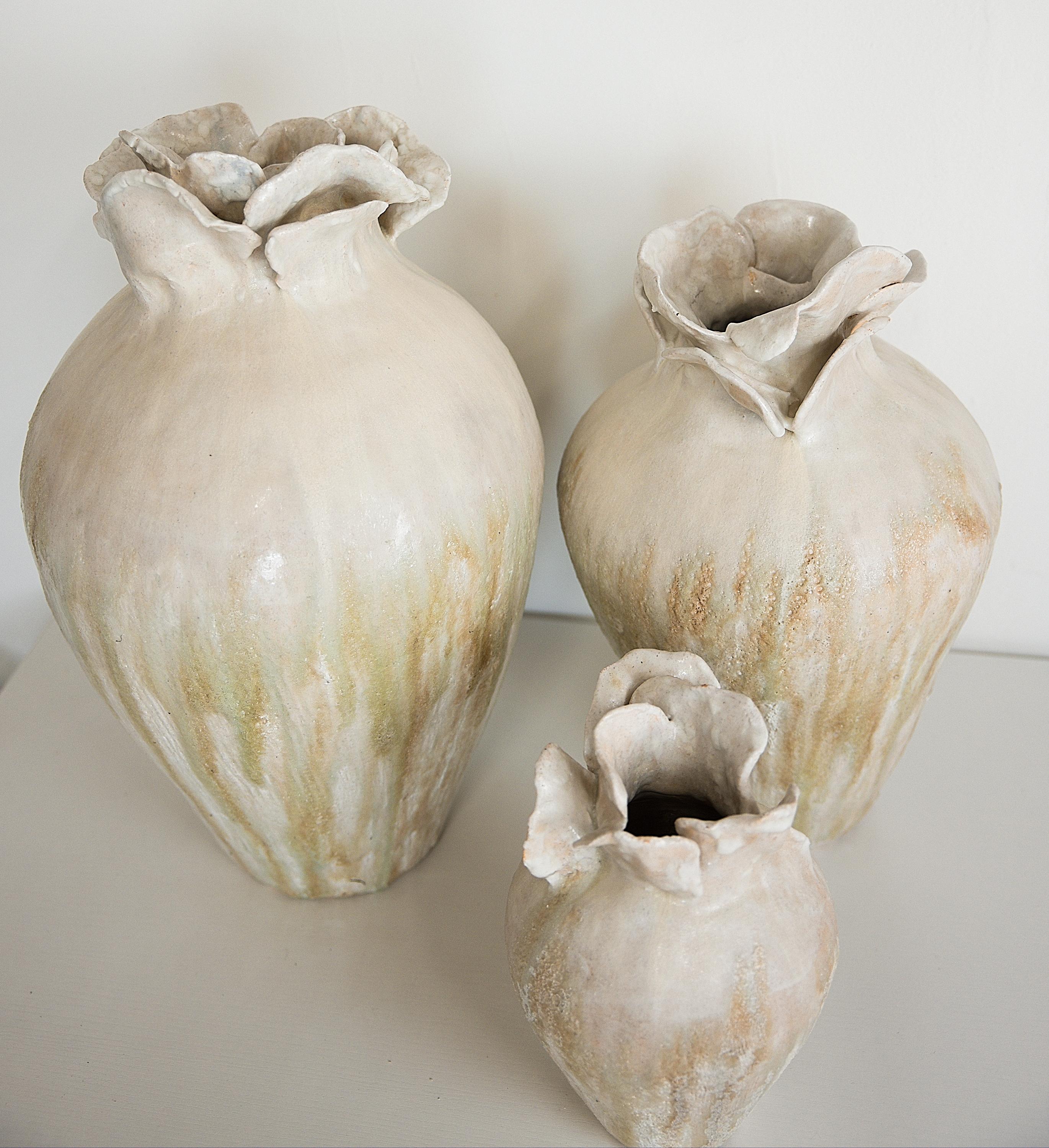 Stoneware Yeonhwa Vase Large 9