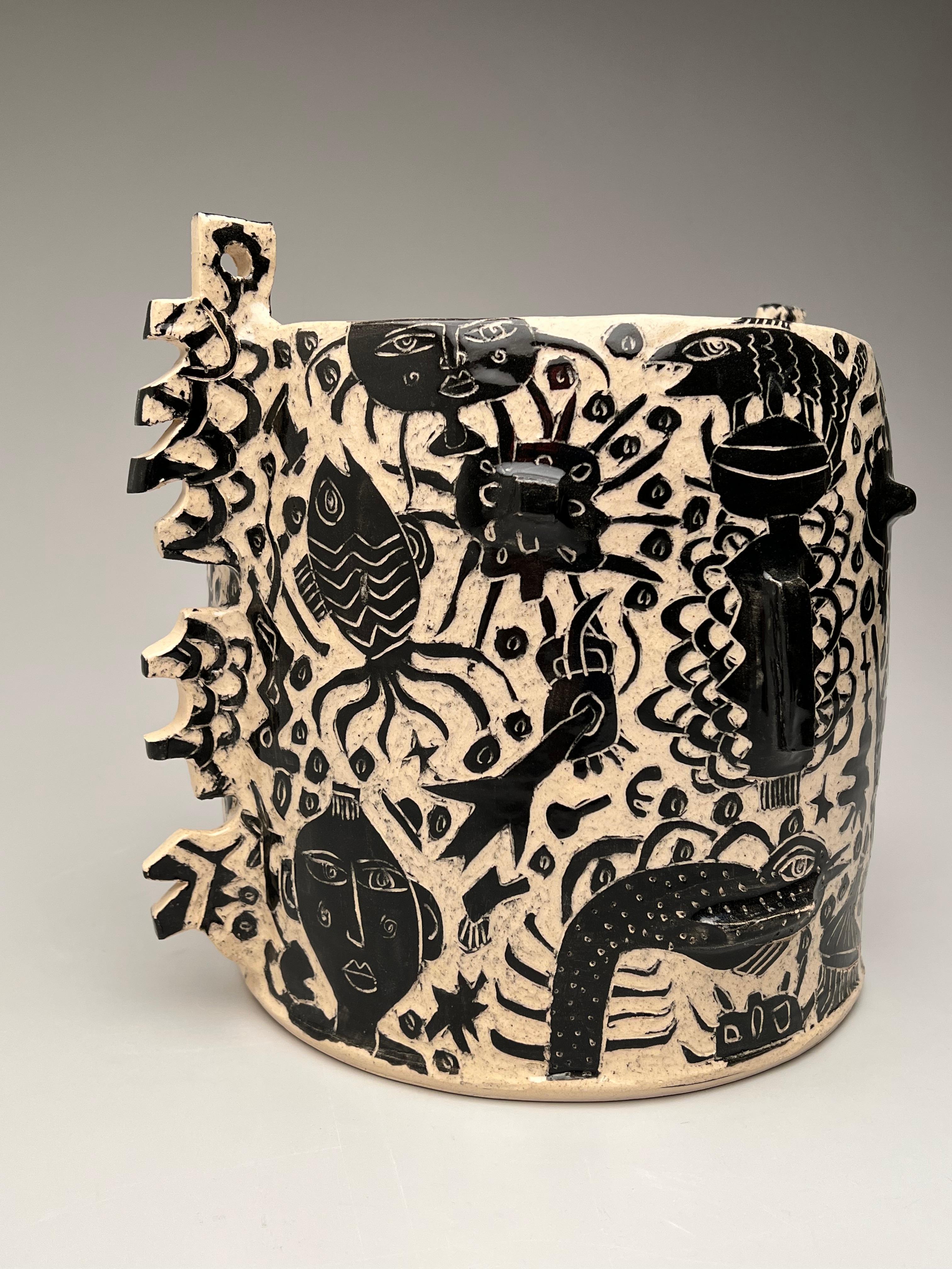 Be Yourself, sculpture décorative abstraite en argile monochromatique - Outsider Art Sculpture par Yeonsoo Kim
