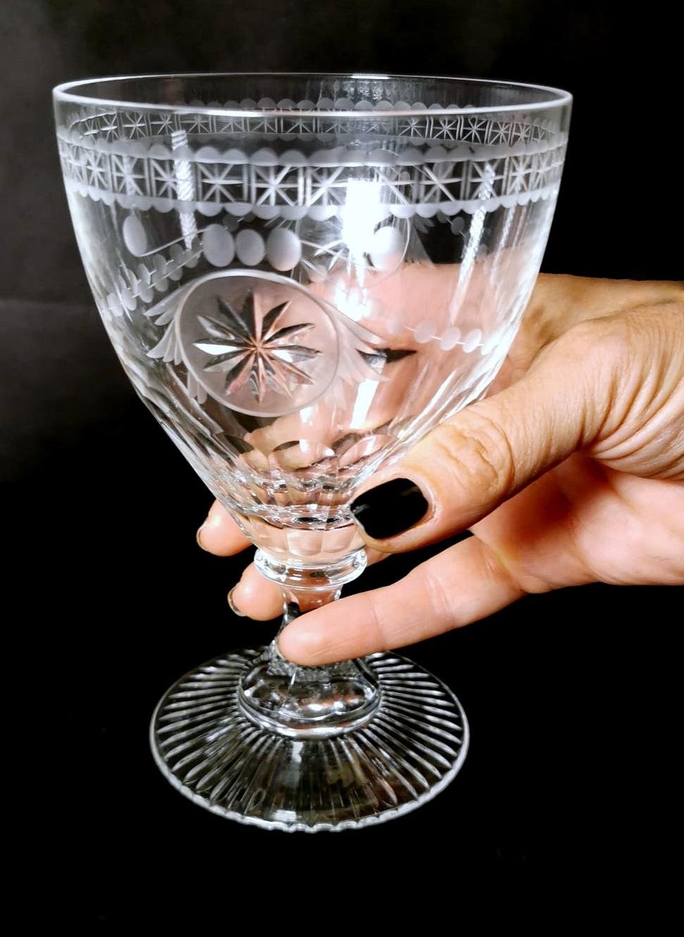Gobelet anglais en cristal de la collection William Yeoward en vente 9