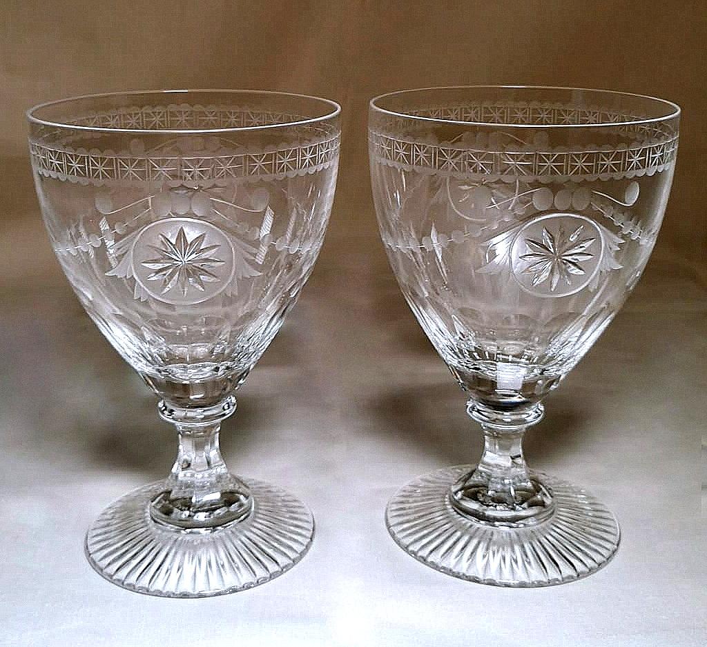 We kindly suggest you read the whole description, because with it we try to give you detailed technical and historical information to guarantee the authenticity of our objects. We have another goblet identical to these that we sell single (posted on