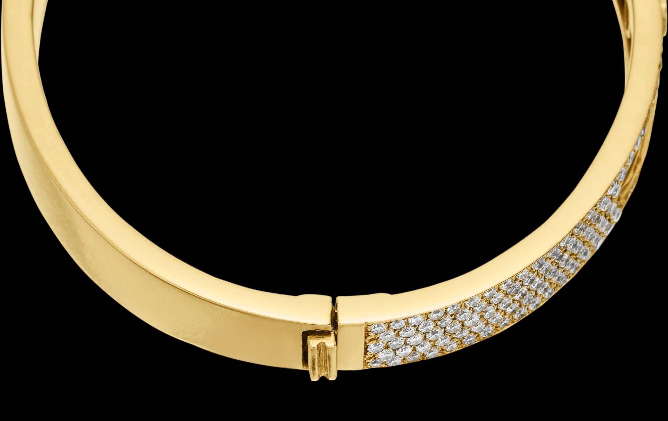 Round Cut Yessayan, Designer Happy/Moving Diamond Bangle in 18 Karat Yellow Gold