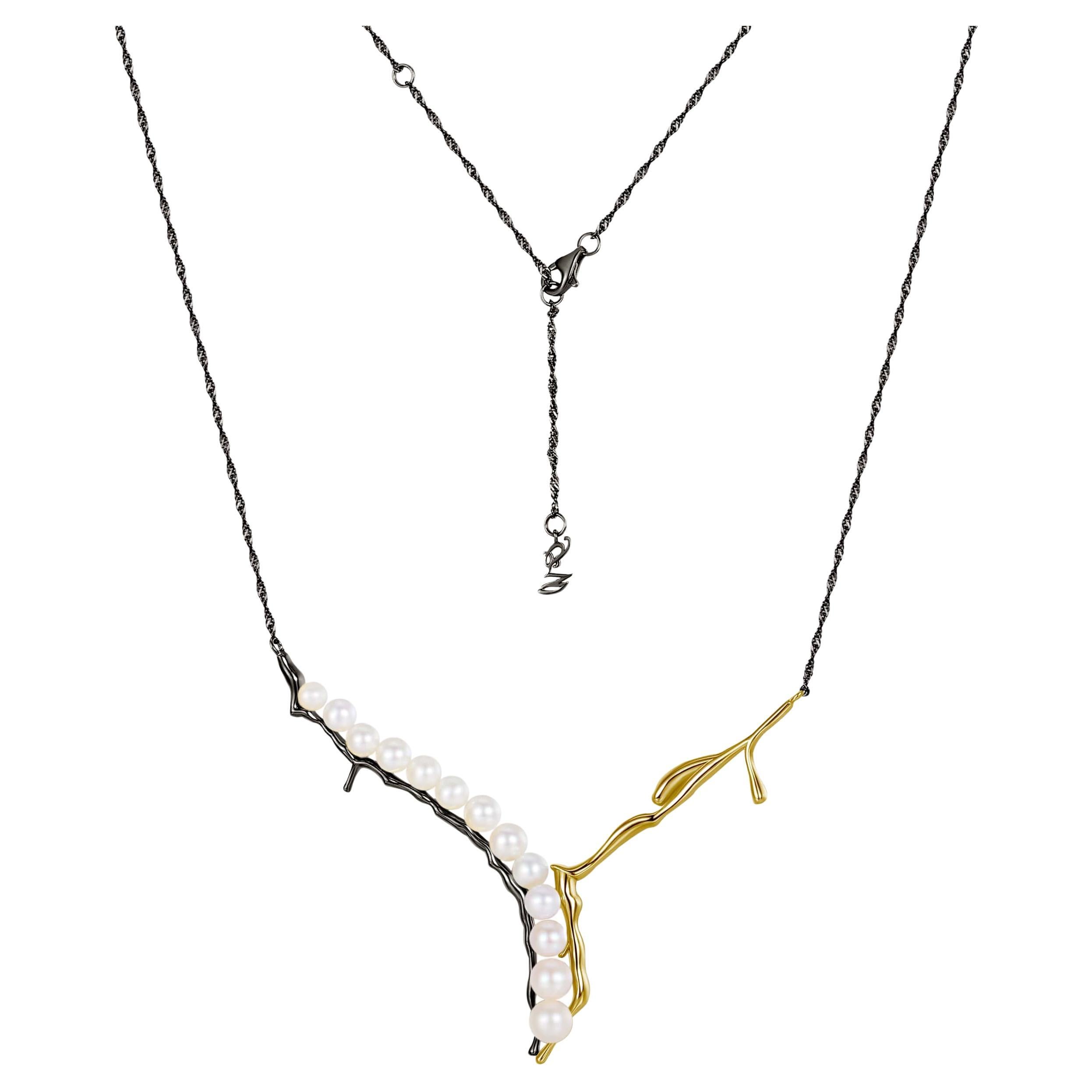 Artist Yesterday's Tomorrow - Pearl flowing necklace black-silver For Sale