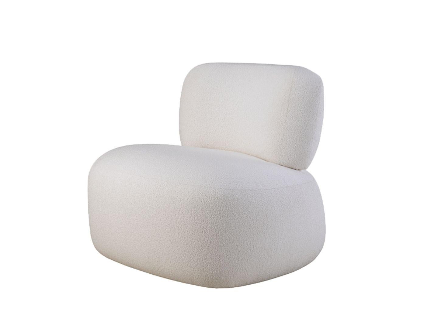 Moderne Chaise longue pivotante YETO avec détails en laiton au dos en vente