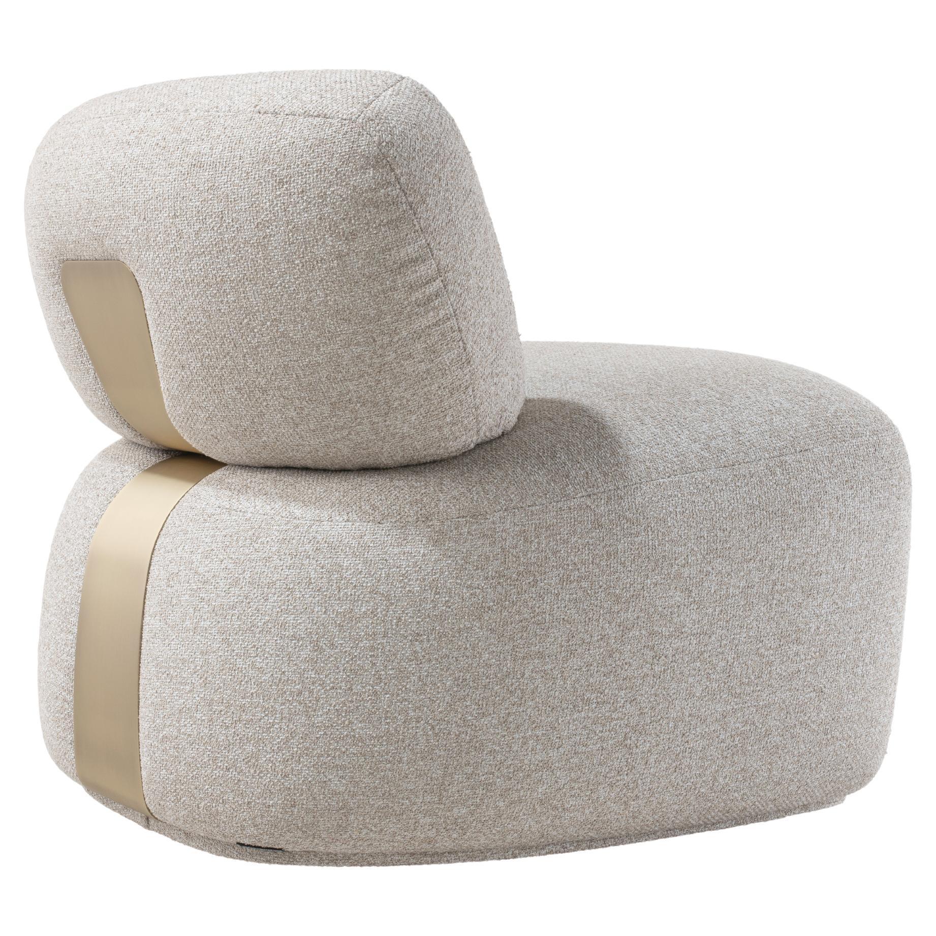 Chaise longue pivotante YETO avec détails en laiton au dos Neuf - En vente à Frazão, Porto