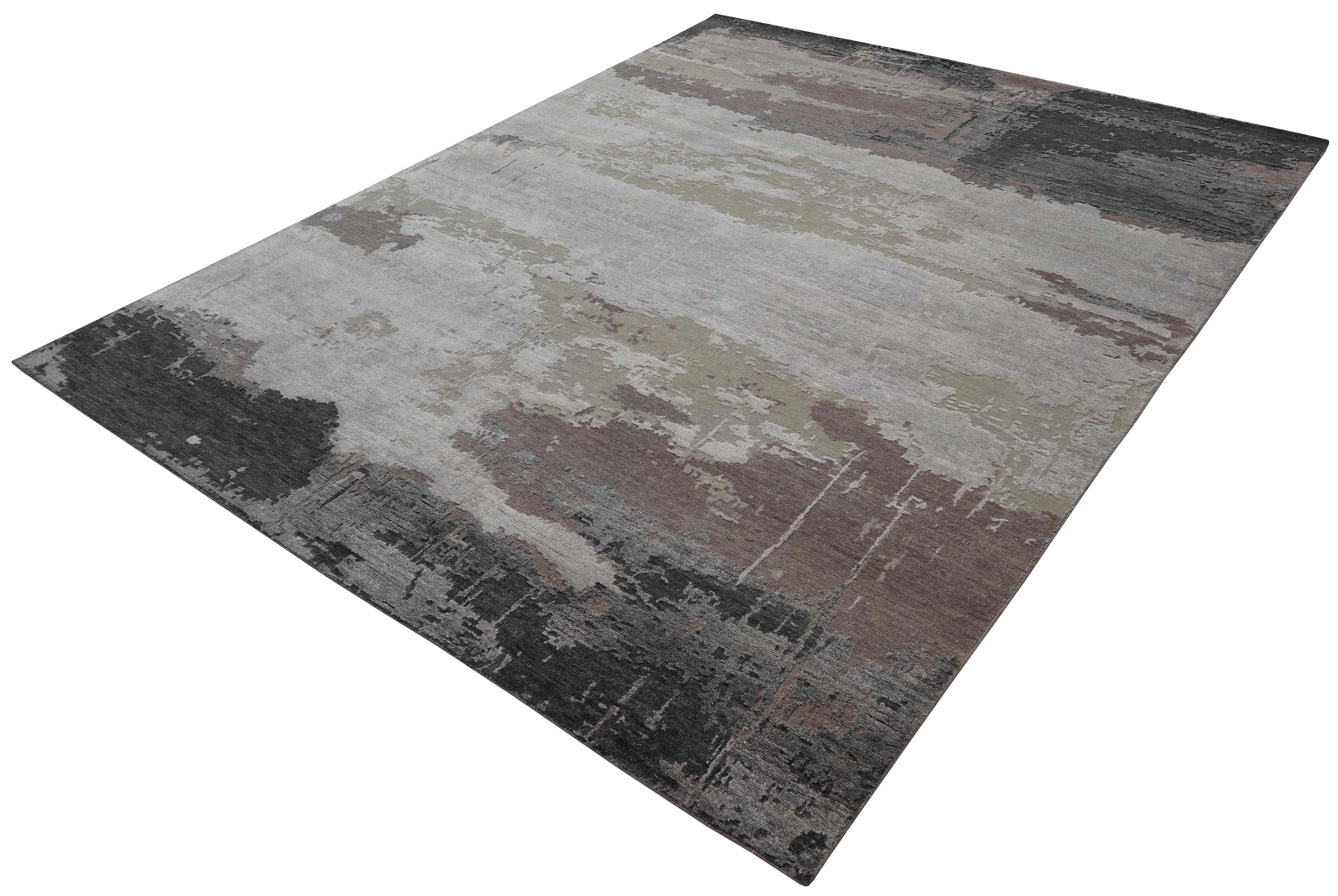 Noué à la main Yeva Hand Knotted Modern Silk Rug in Rust Brown and Natural Colours by Hands en vente