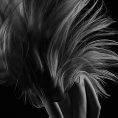 "E-motion" Fotografía de desnudo 24" x 36" pulgadas Edición de 18 por Yevgeniy Repiashenko