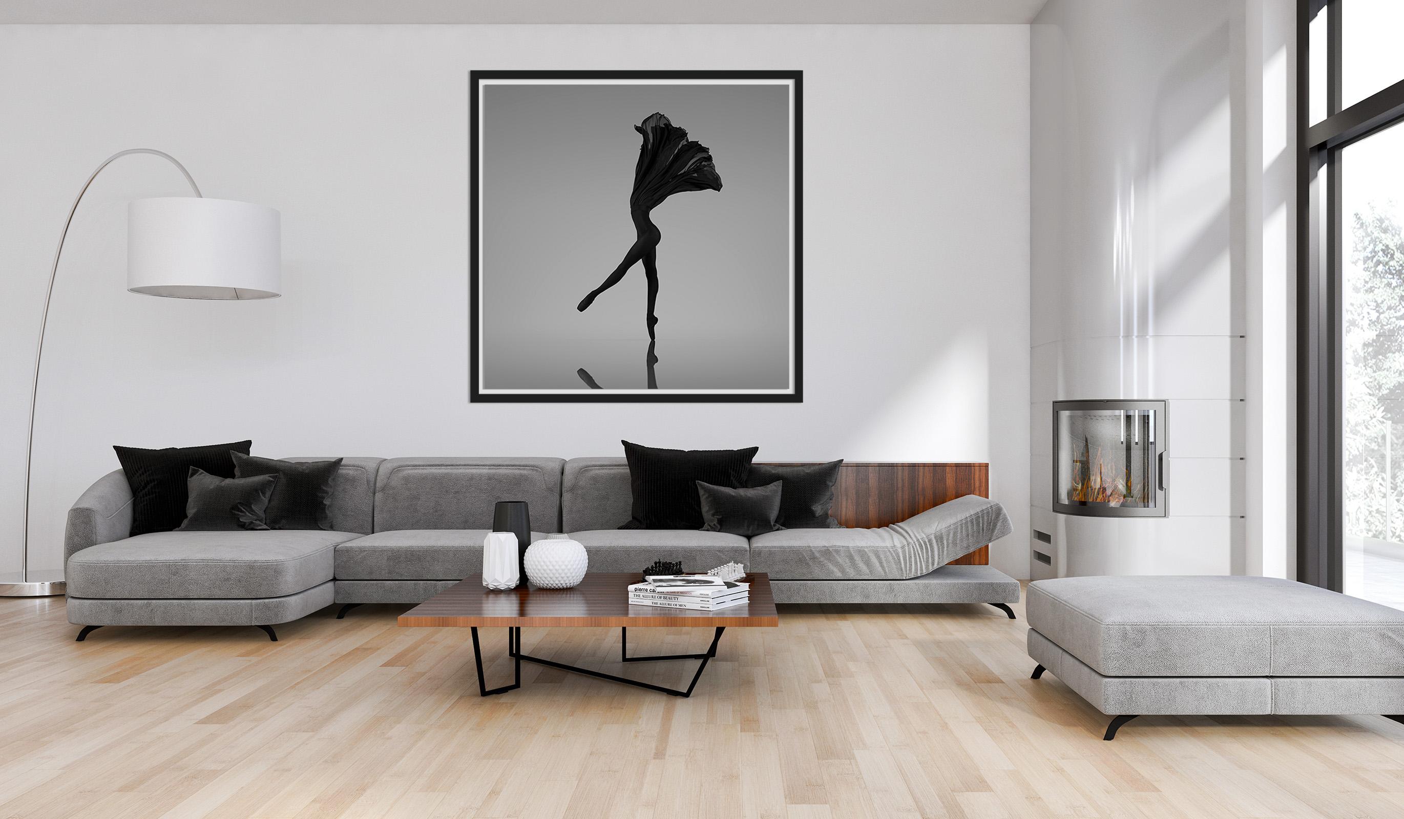 Sin título (nº 75) Edición fotográfica 1/18 47 x 47 pulgadas de Yevgeniy Repiashenko en venta 3