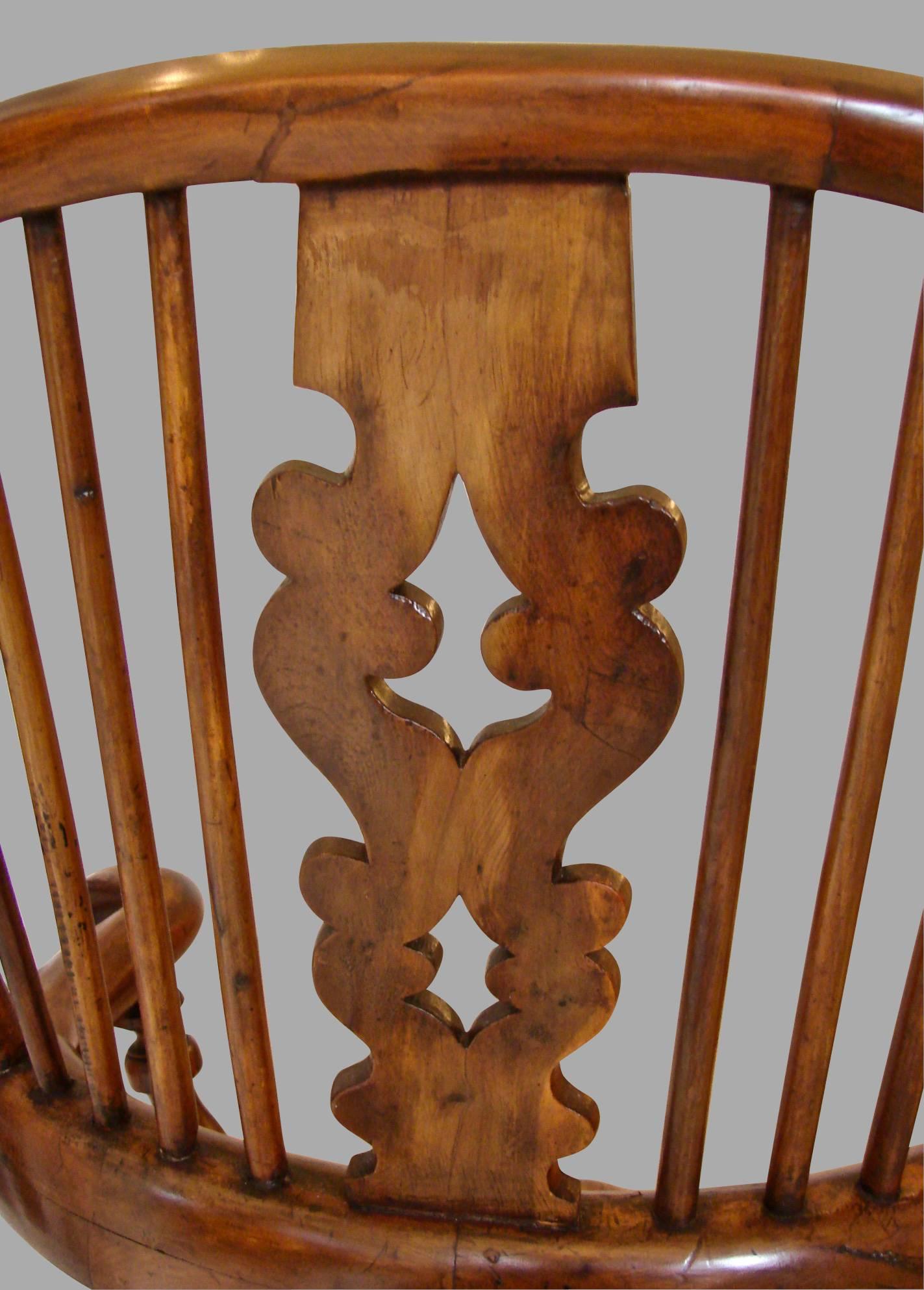 Victorian Yew Wood Broad Arm High Back Windsor Chair