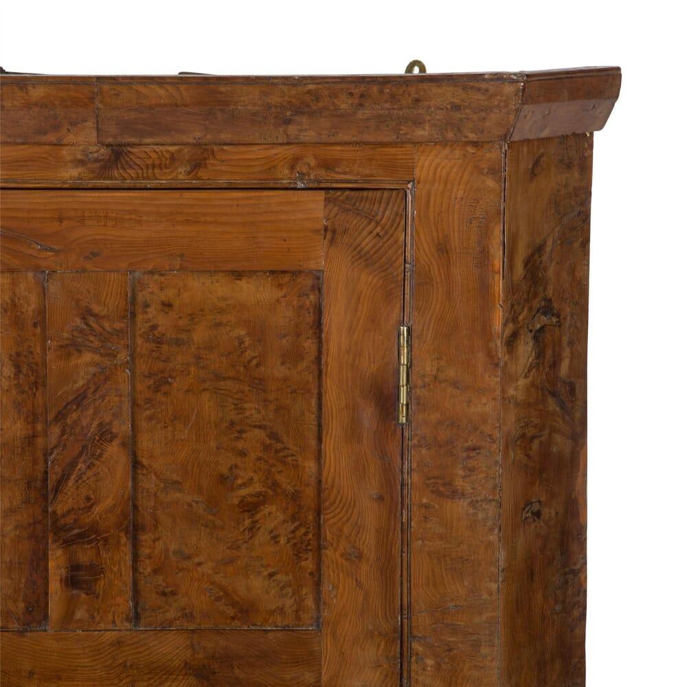 Yew Wood Corner Cupboard In Good Condition In Gloucestershire, GB