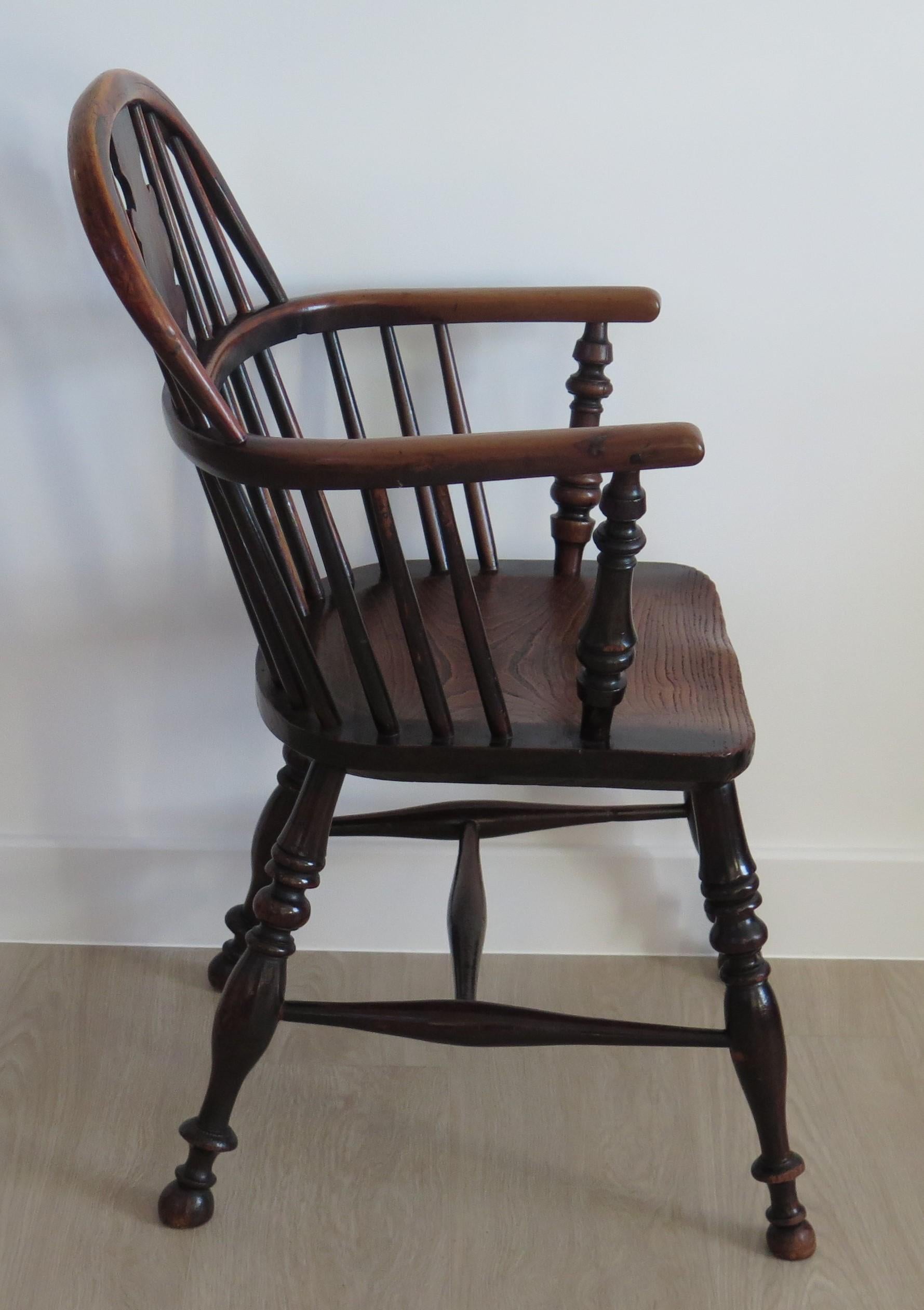 Country Yew Wood Low-Back Windsor Armchair, North East Yorkshire England Circa 1850 For Sale
