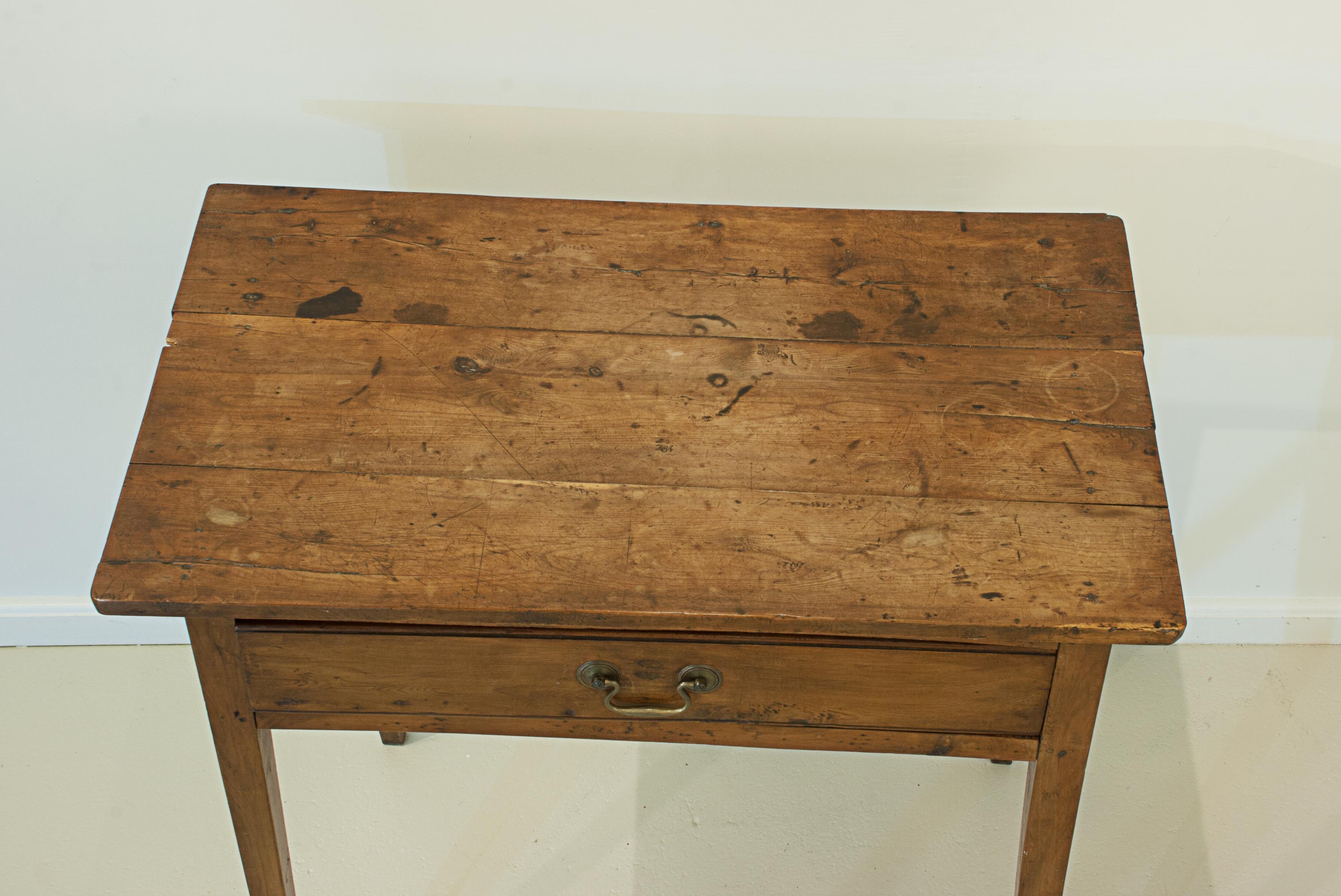 Eibe Wood Planked Beistelltisch im Angebot 3