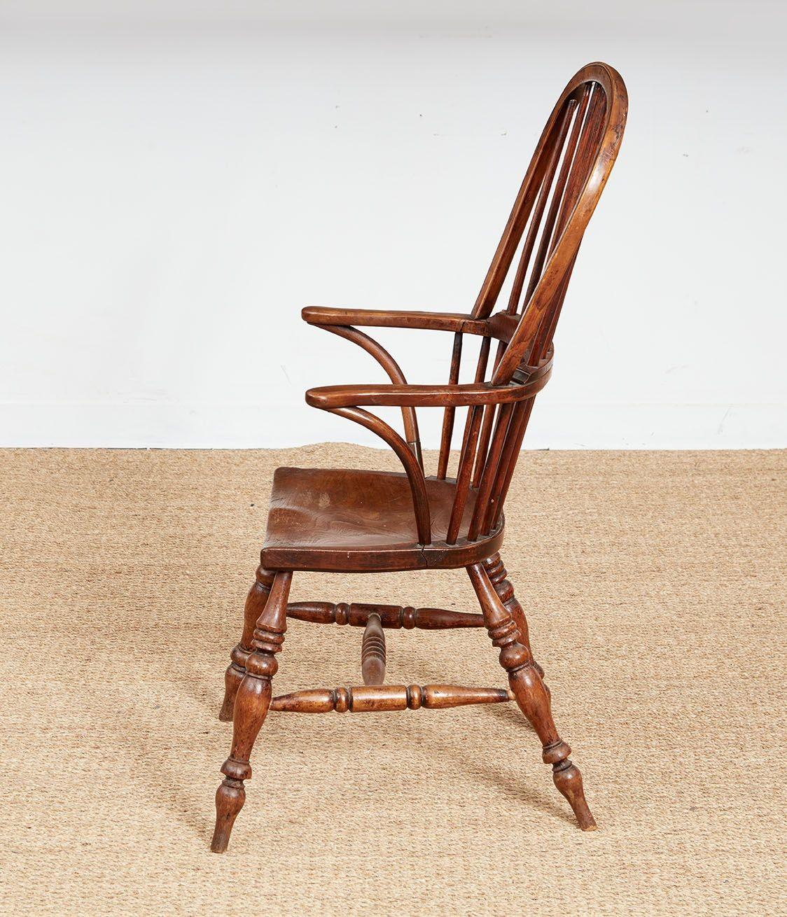 Fauteuil Windsor en bois d'if Bon état - En vente à Greenwich, CT