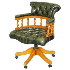 Chaise de bureau en bois d'if Chesterfield Directors Green Leather Captains Office Chair