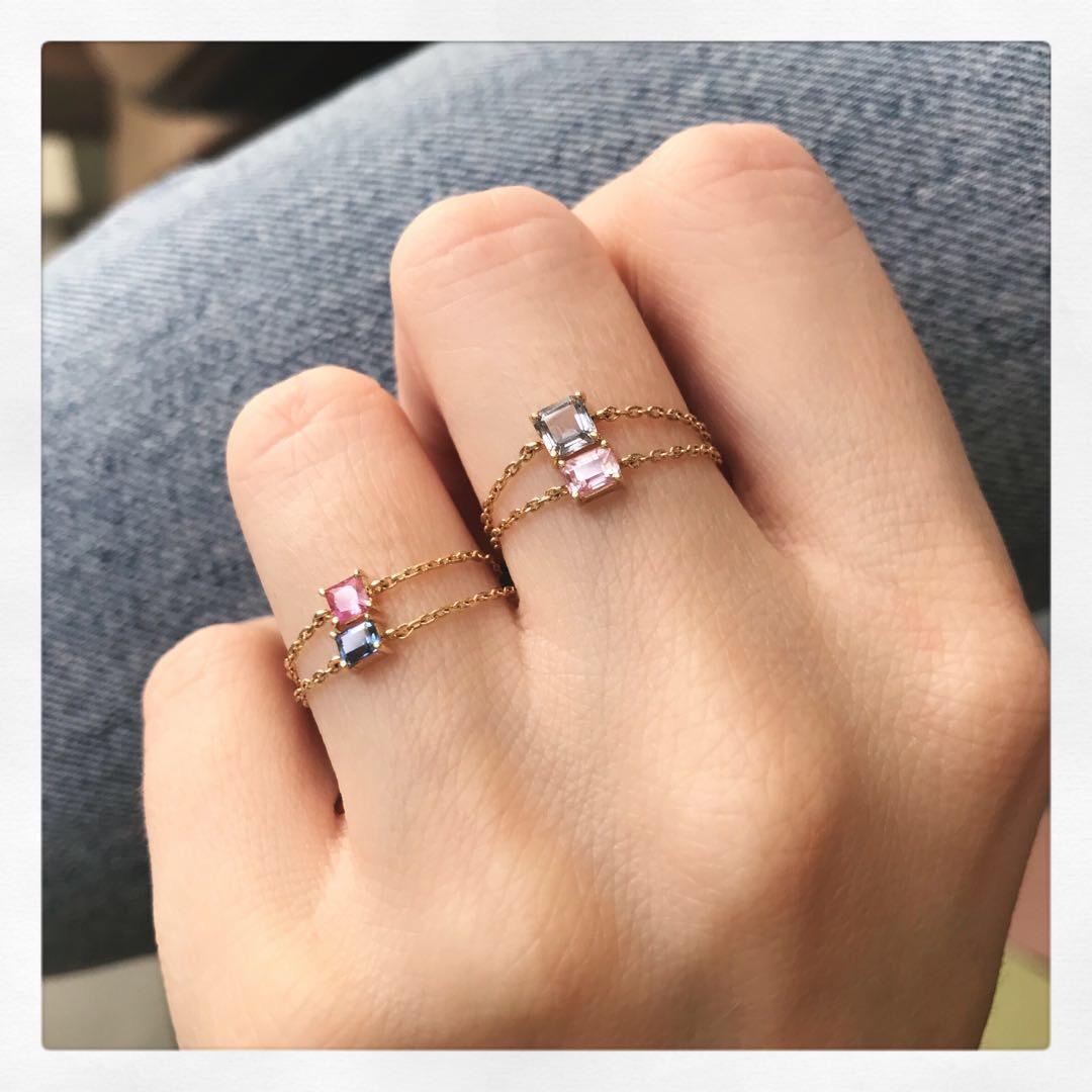 Square Cut YI Collection Pink Sapphire Chain Ring For Sale