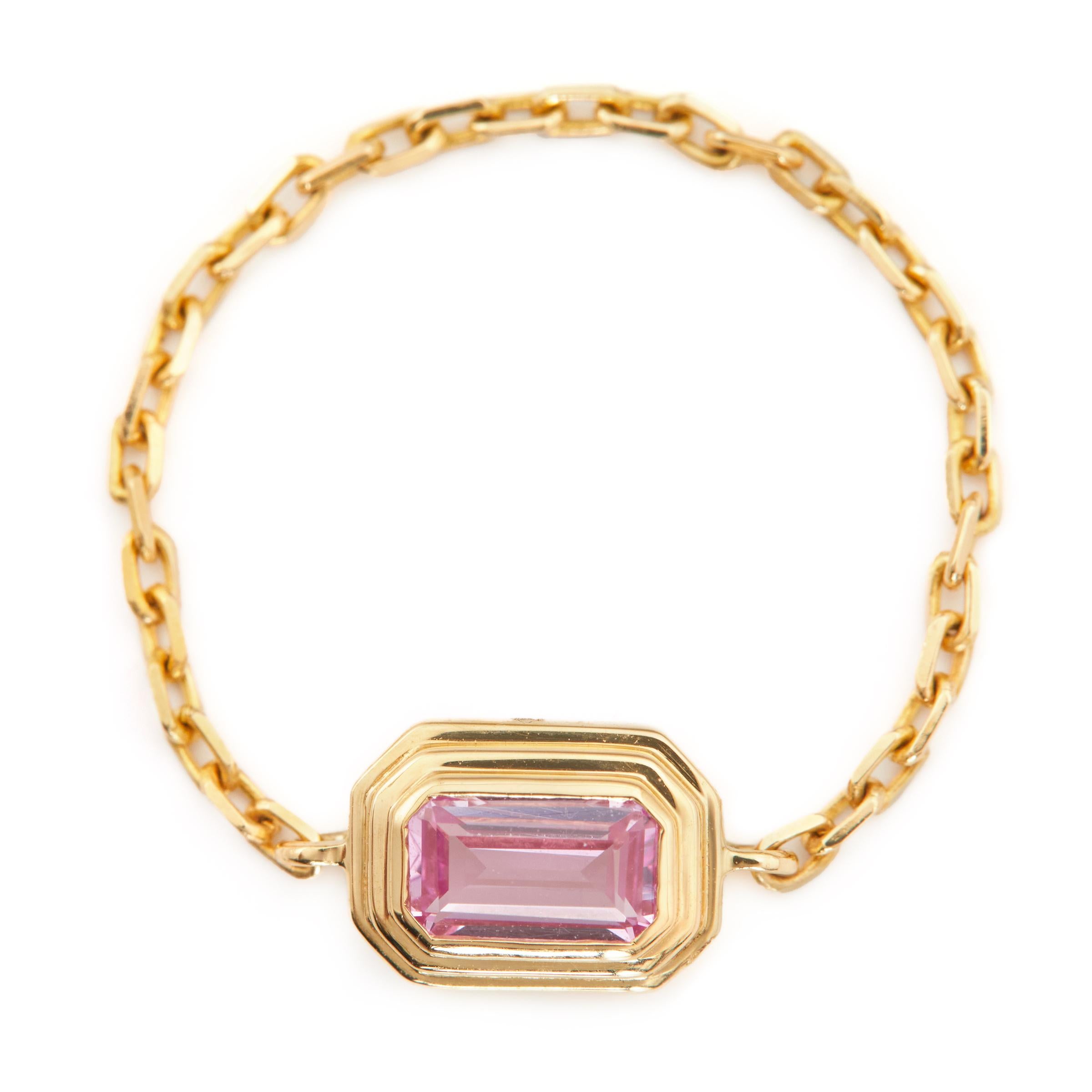 YI Collection Pink Sapphire Frame Chain Ring In New Condition For Sale In New York, NY