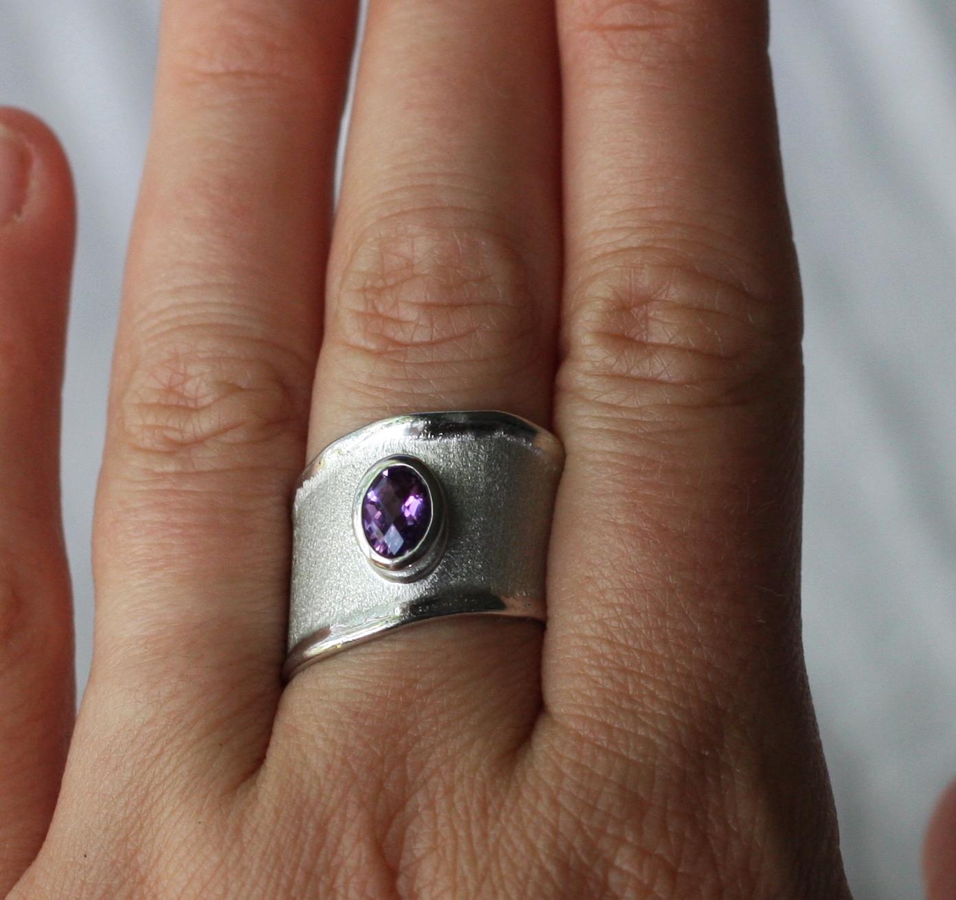Women's or Men's Yianni Creations Amethyst Fine Silver and Palladium Wide Band Ring For Sale