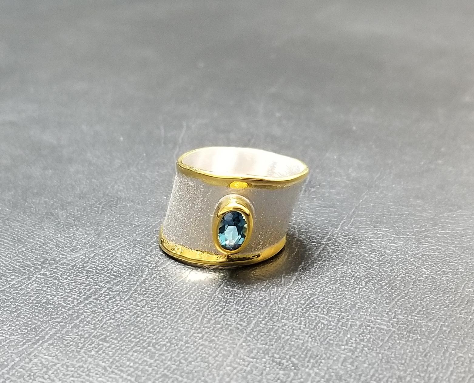 Yianni Creations London Blue Topaz Fine Silver and 24 Karat Gold Band Ring For Sale 2