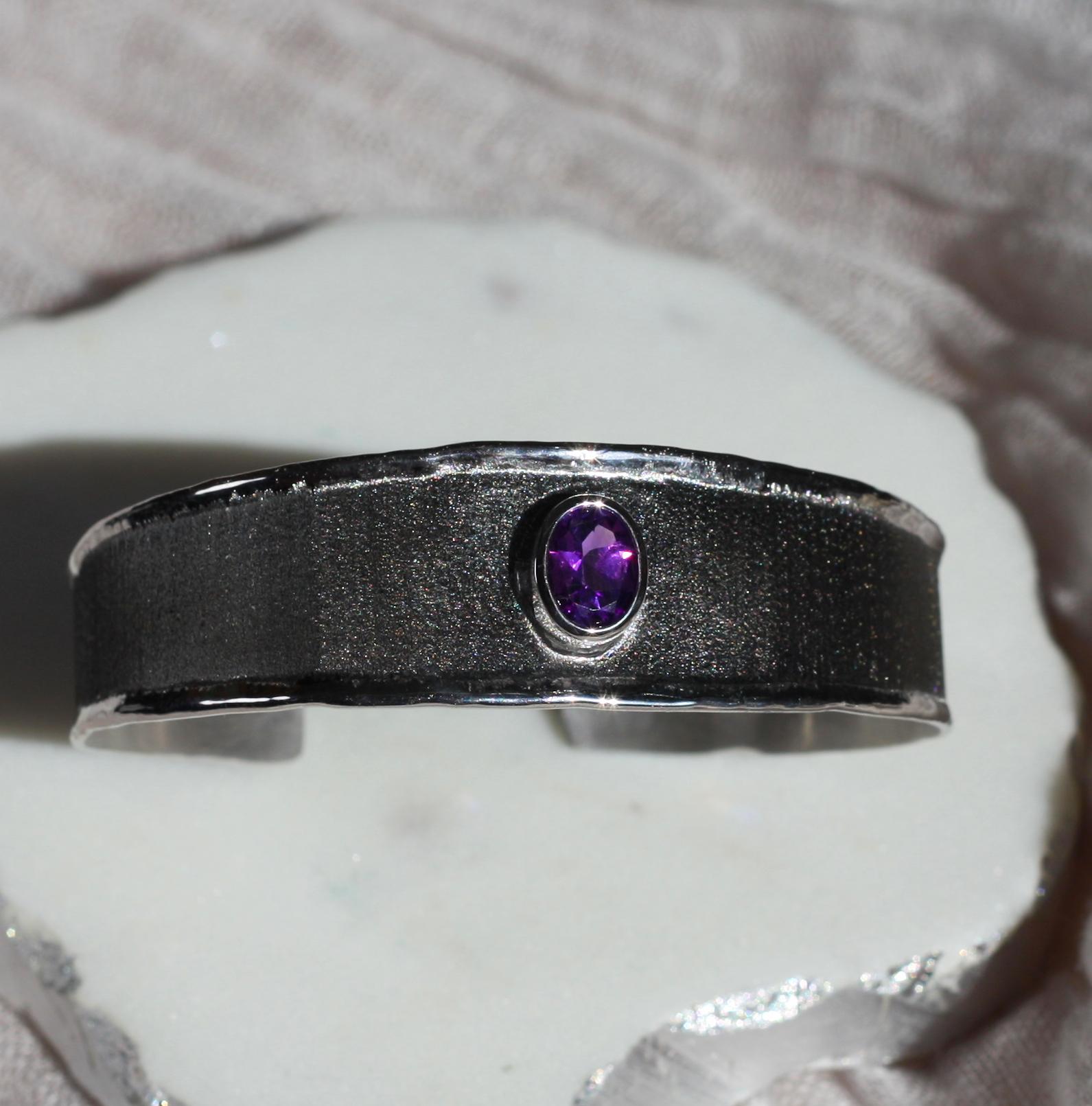 Yianni Creations Amethyst Fine Silver and Black Rhodium Bracelet In New Condition For Sale In Astoria, NY