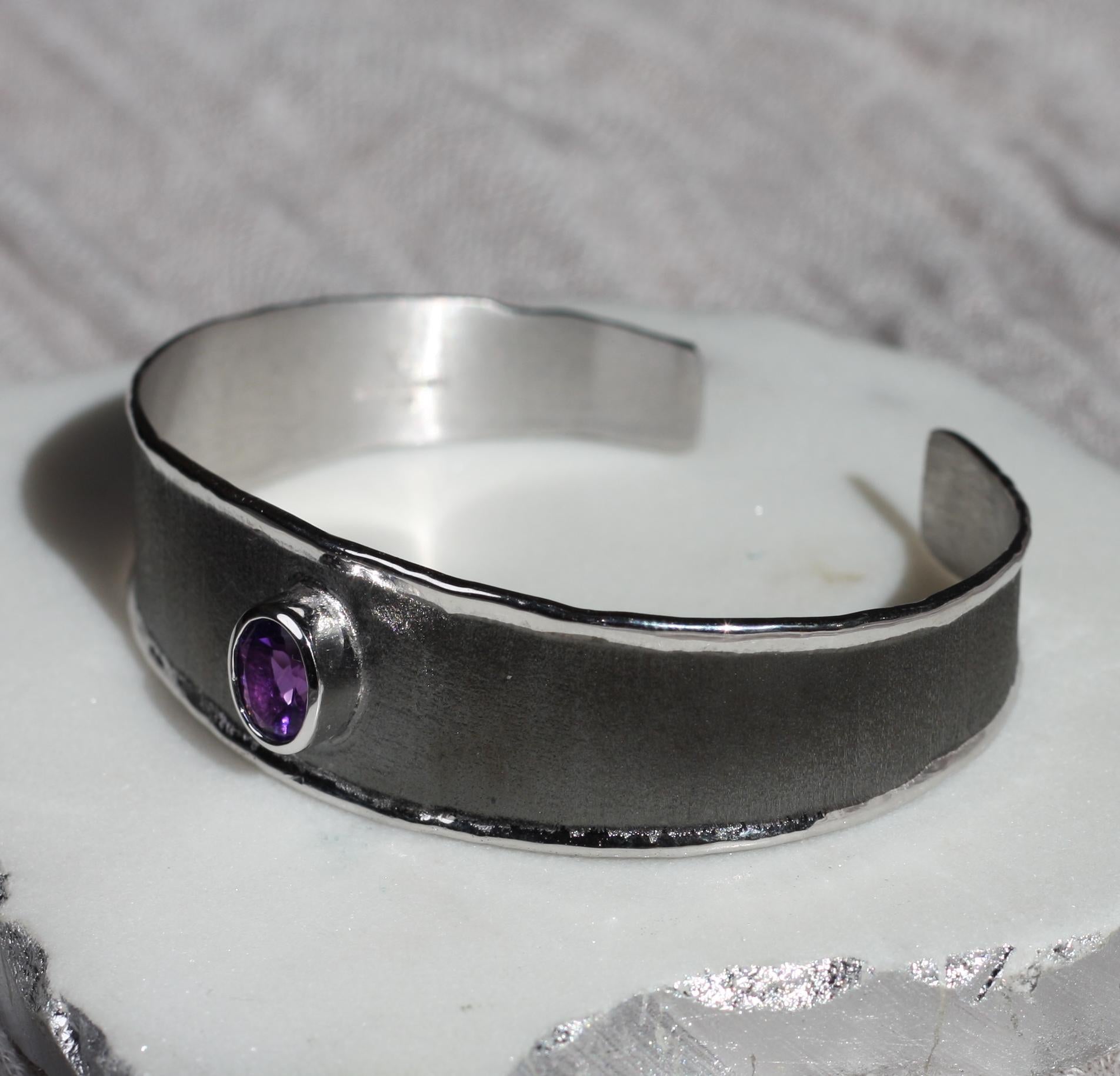 Women's or Men's Yianni Creations Amethyst Fine Silver and Black Rhodium Bracelet For Sale