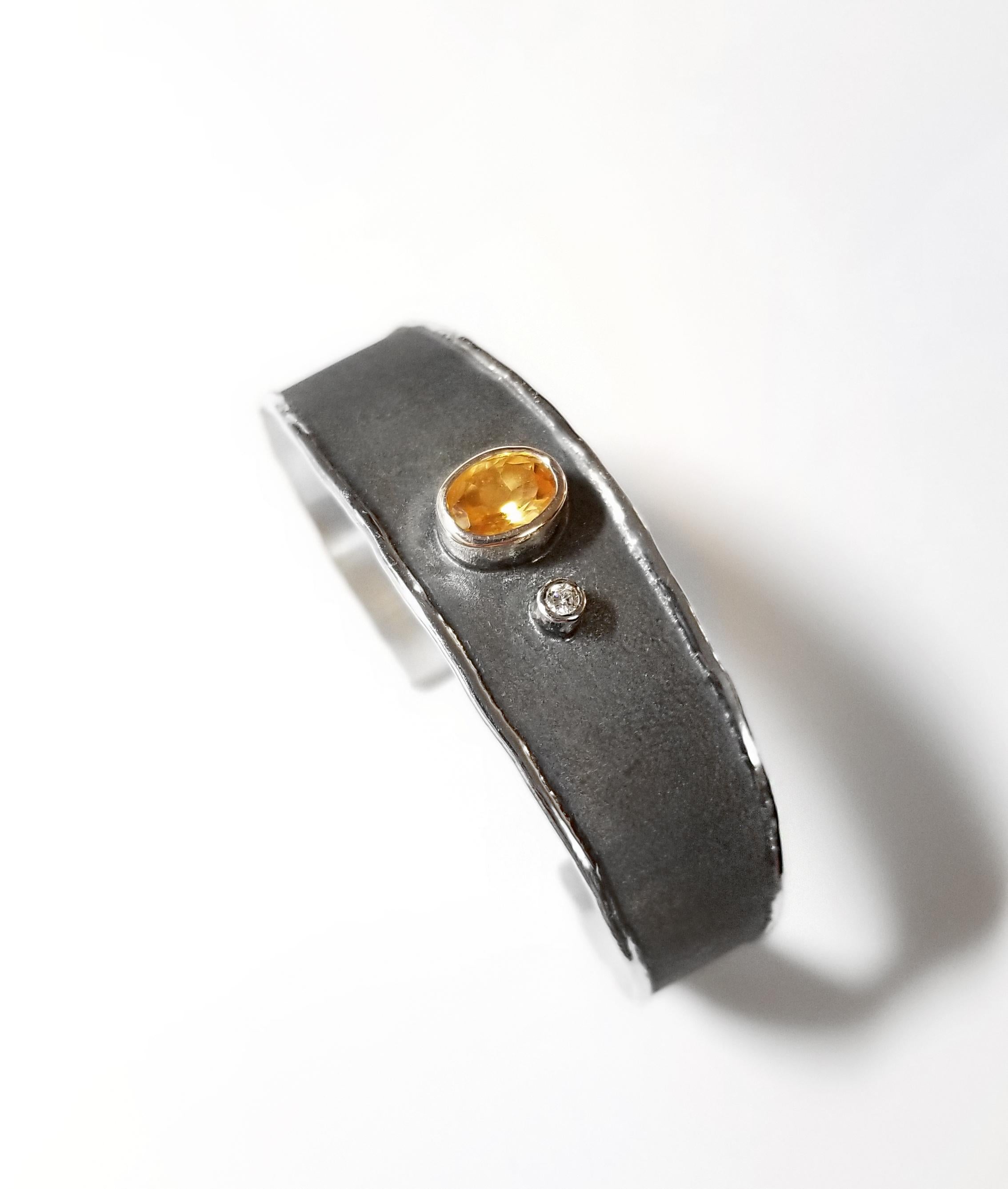 Yianni Creations Citrine Diamond Fine Silver Black Rhodium Bangle Bracelet In New Condition For Sale In Astoria, NY
