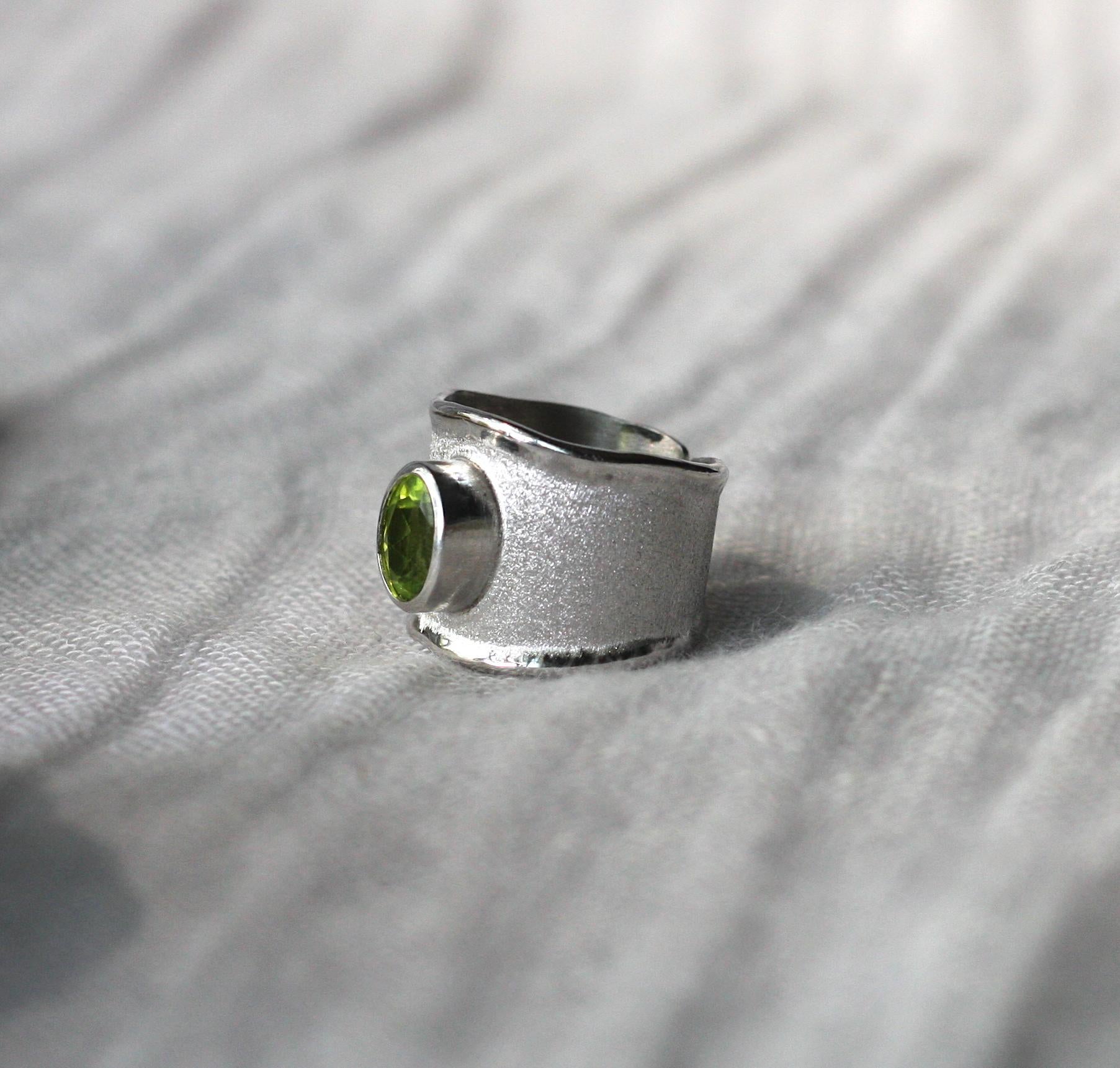 Yianni Creations Peridot Fine Silver and Palladium Adjustable Wide Band Ring For Sale 3