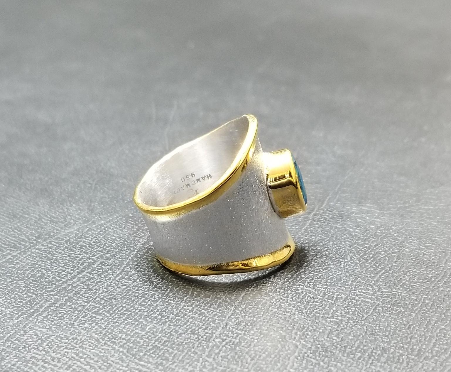 Yianni Creations 1.60 Carat Blue Topaz Ring in Fine Silver and 24 Karat Gold (Zeitgenössisch)