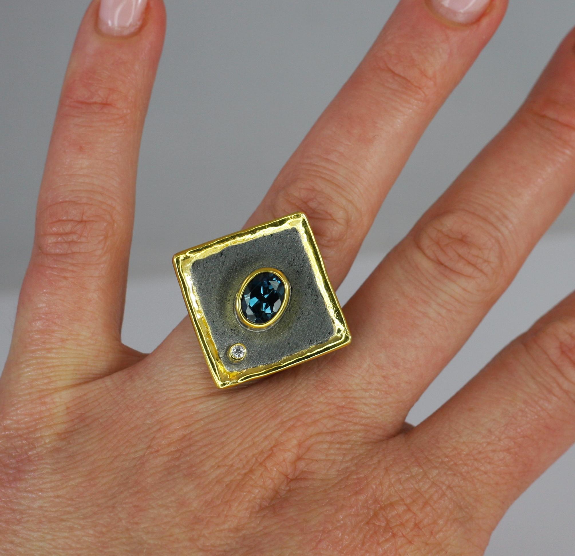 Yianni Kreationen Topas und Diamant Feinsilber Rhodium 24 Karat Gold Band Ring (Zeitgenössisch) im Angebot