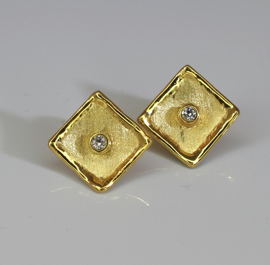 Yianni Creations 18 Karat Yellow Gold Rhodium Stud Earrings with Diamonds For Sale 3