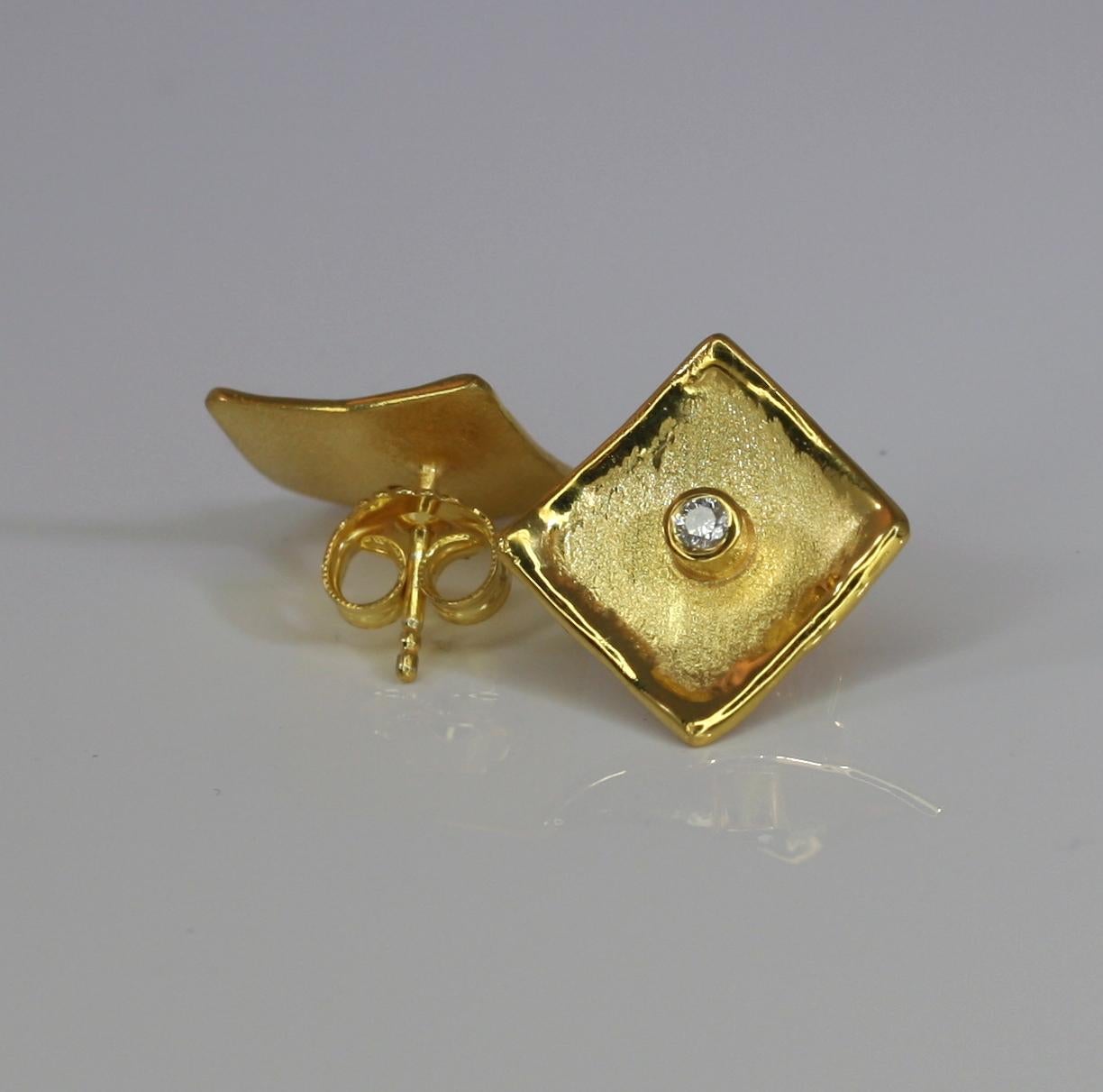 Yianni Creations 18 Karat Yellow Gold Rhodium Stud Earrings with Diamonds For Sale 2