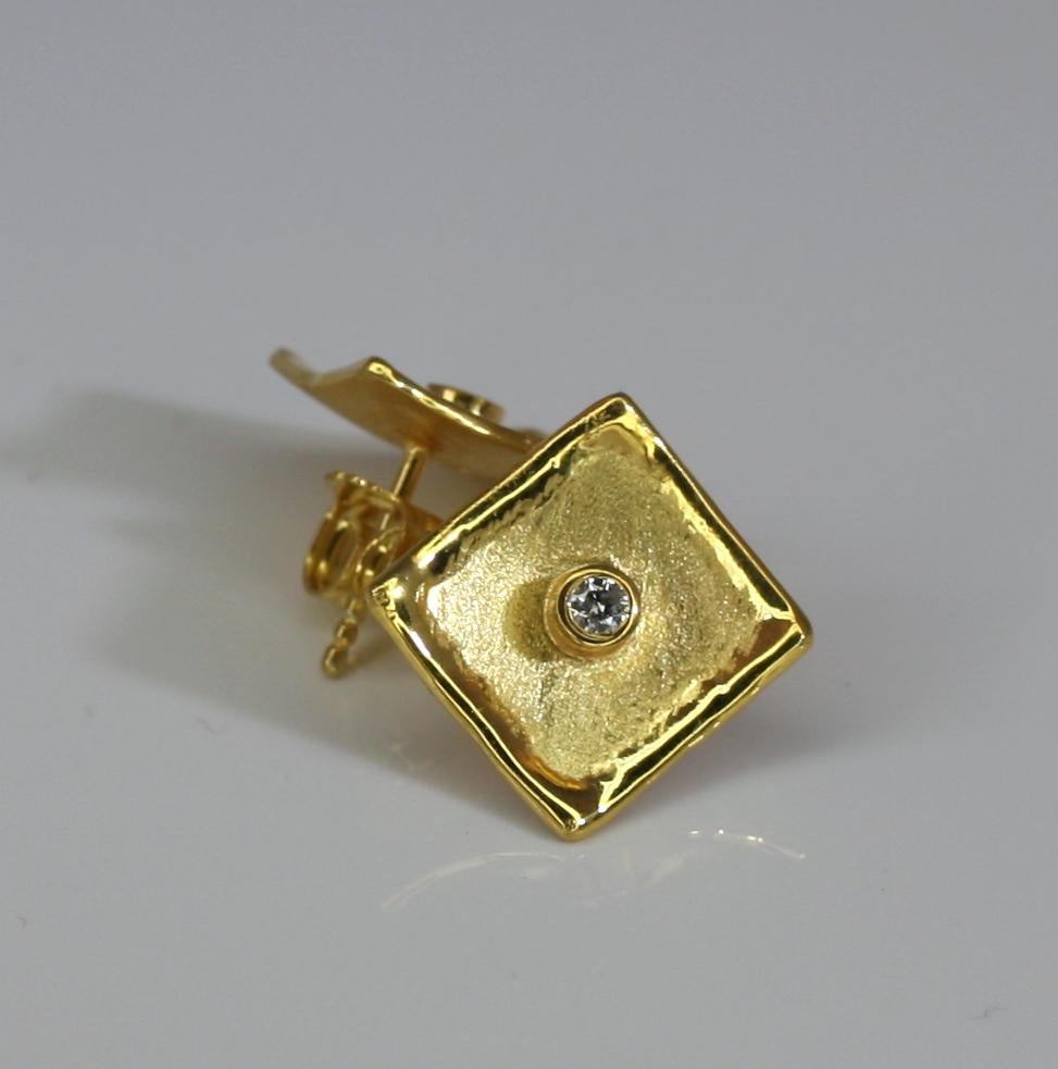 Yianni Creations 18 Karat Yellow Gold Stud Earrings with Diamonds In New Condition In Astoria, NY