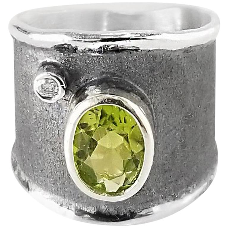 Yianni Creations Peridot and White Diamond in Fine Silver Wide Band Ring For Sale 4