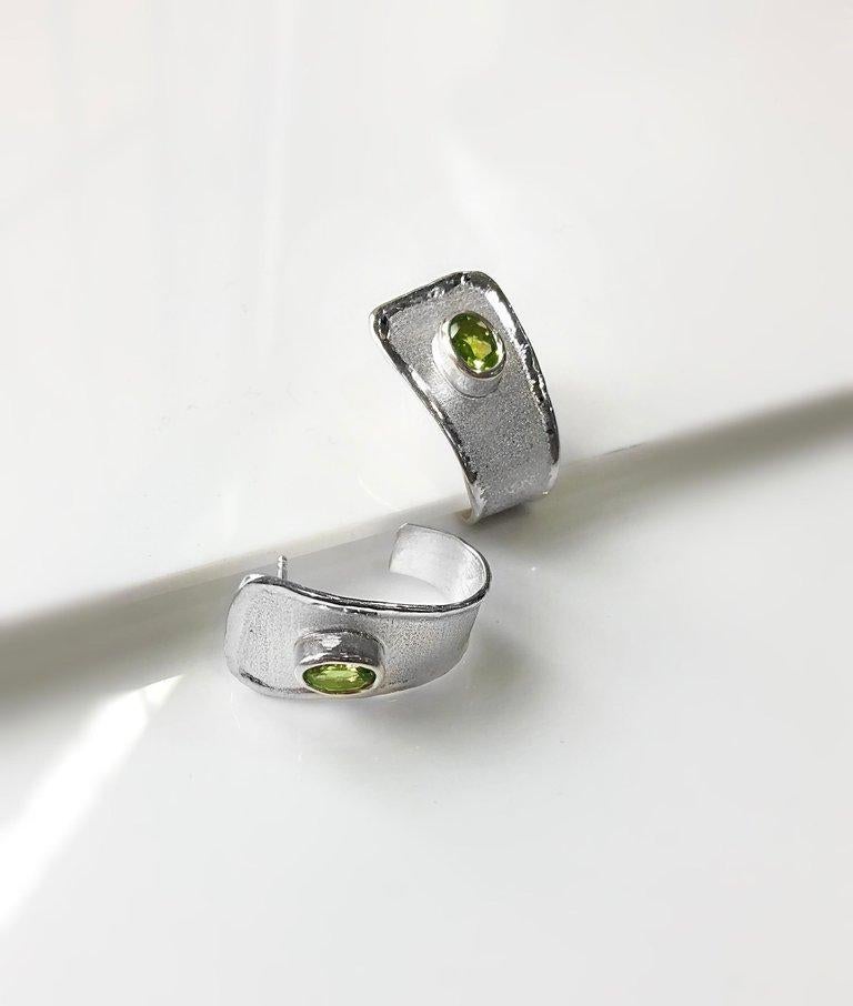 Yianni Creations Peridot Fine Silver Palladium Earrings In New Condition For Sale In Astoria, NY