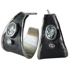 Pendientes de aro ancho bicolor de plata fina con aguamarina y diamantes Yianni Creations