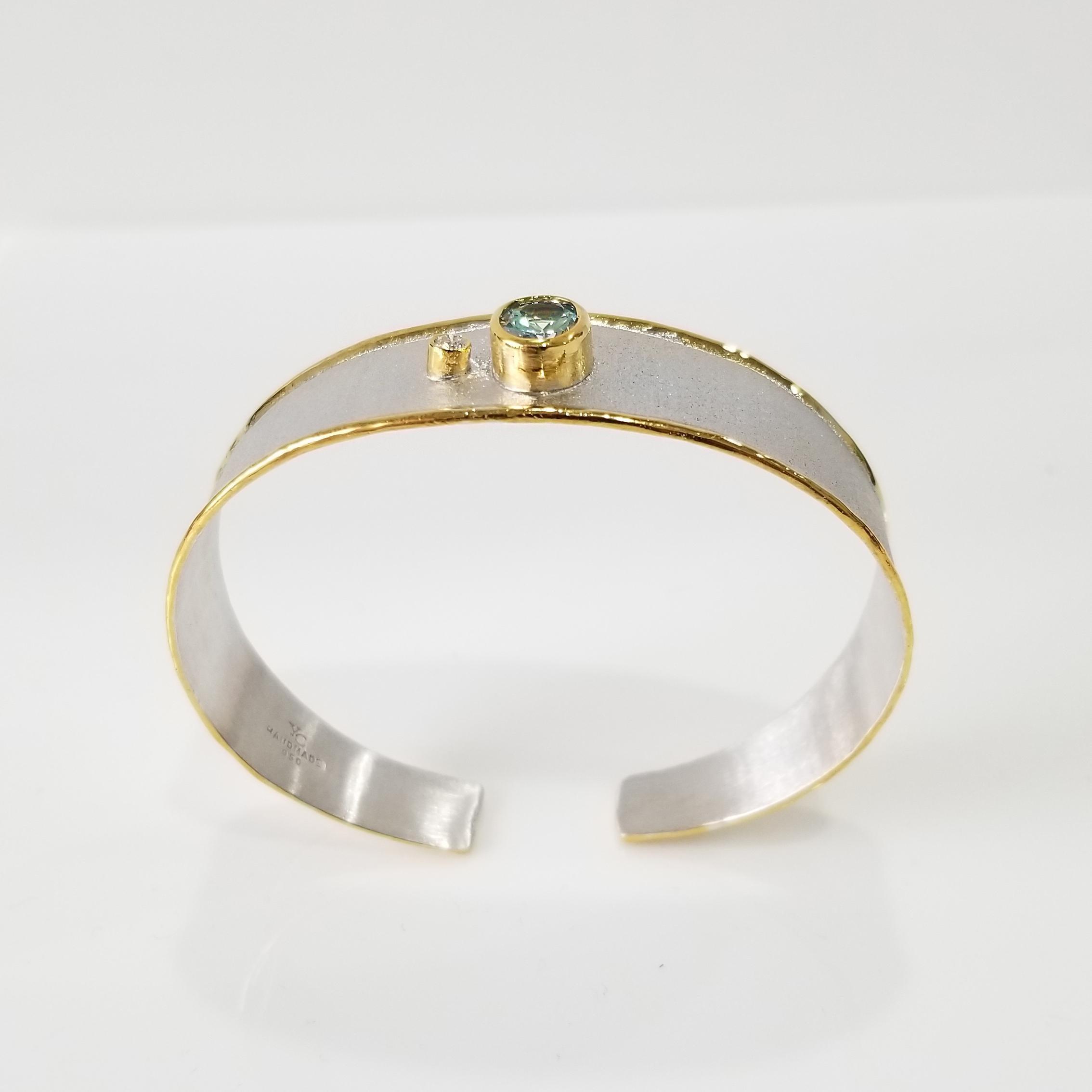 Yianni Kreationen Zweifarbiges Armband mit Aquamarin, Diamant, Feinsilber 24 Karat Gold Damen im Angebot