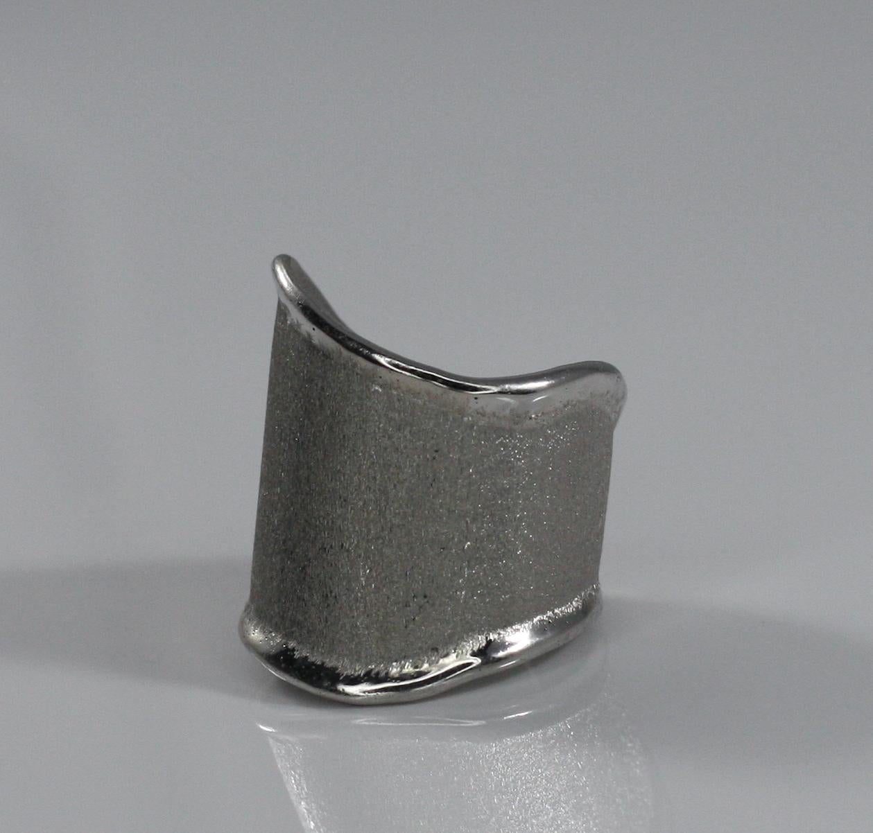 Yianni Kreationen Kunsthandwerklicher verstellbarer Ring aus feinem Silber und Palladium für Damen oder Herren im Angebot