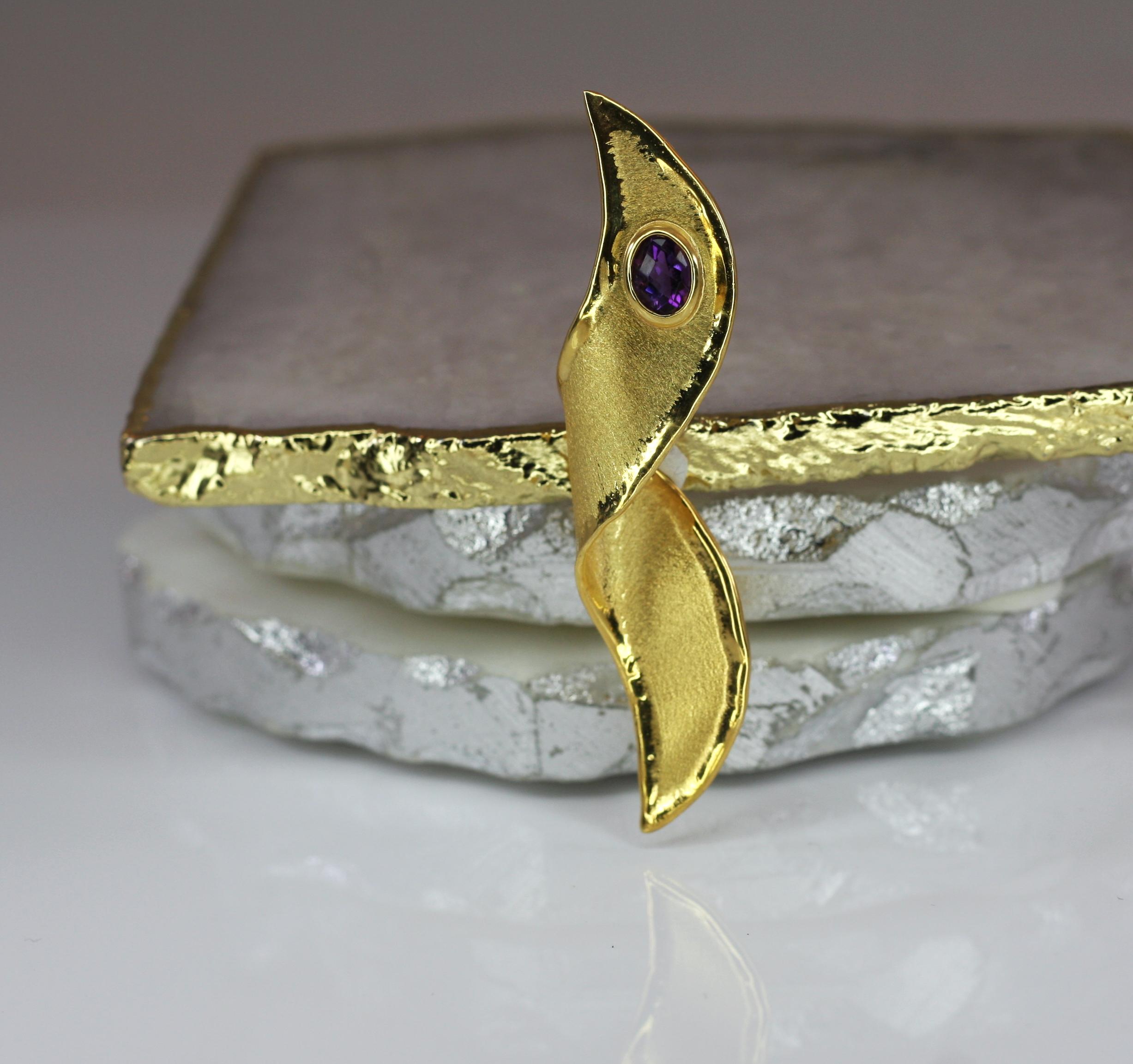 Yianni Creations Artisan Pendant with Amethyst in 18 Karat Gold For Sale 3