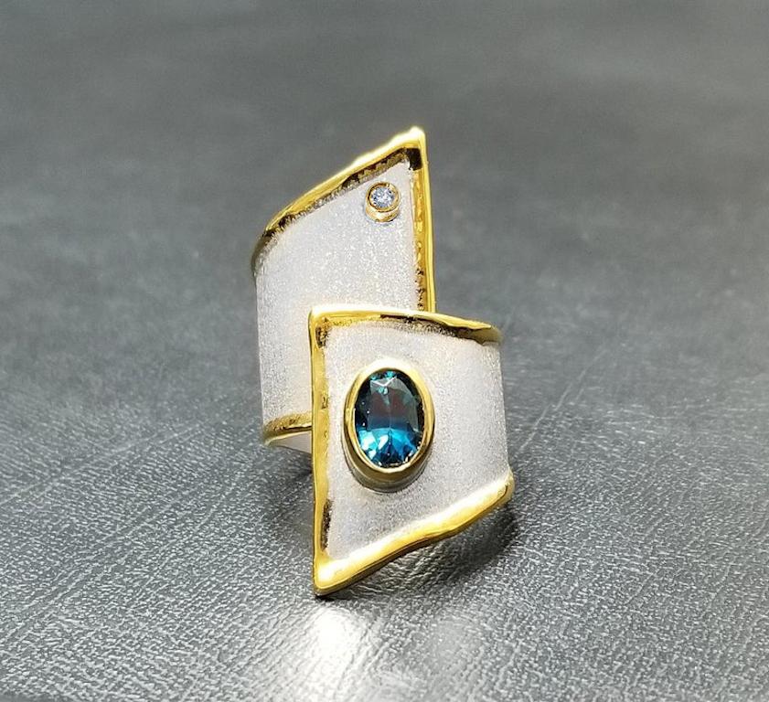 Yianni Creations Citrine Diamond Silver 24 Karat Yellow Gold Black Rhodium Ring For Sale 1